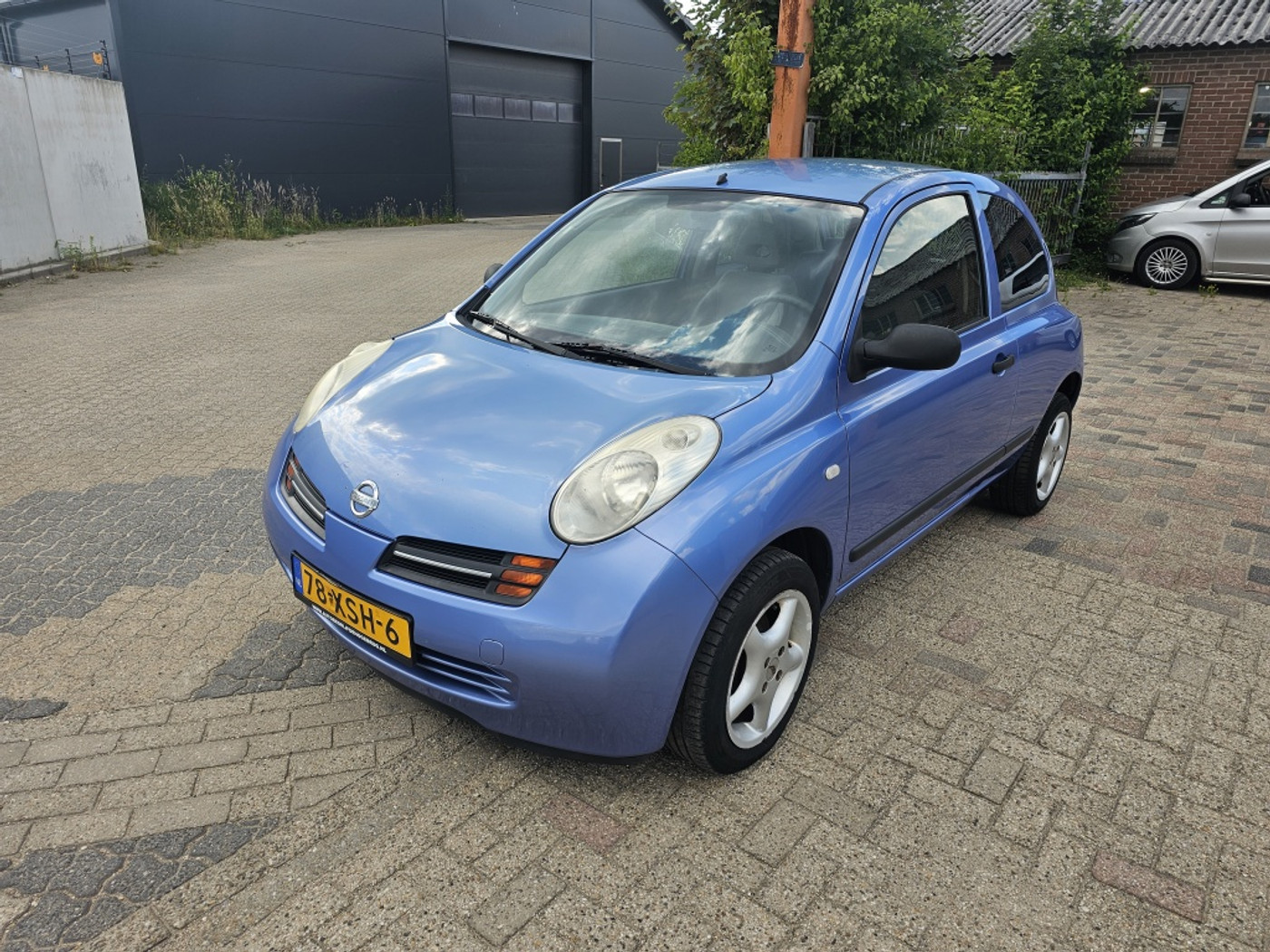 Nissan Micra 1.2 Visia,Apk 2004 - voorkant