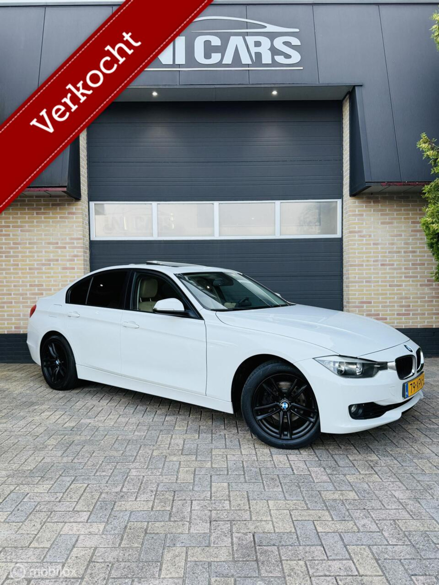 BMW 3er Reihe 320i Upgrade Edition|Automaat|Opendak|Leer|Sport 2012 - voorkant