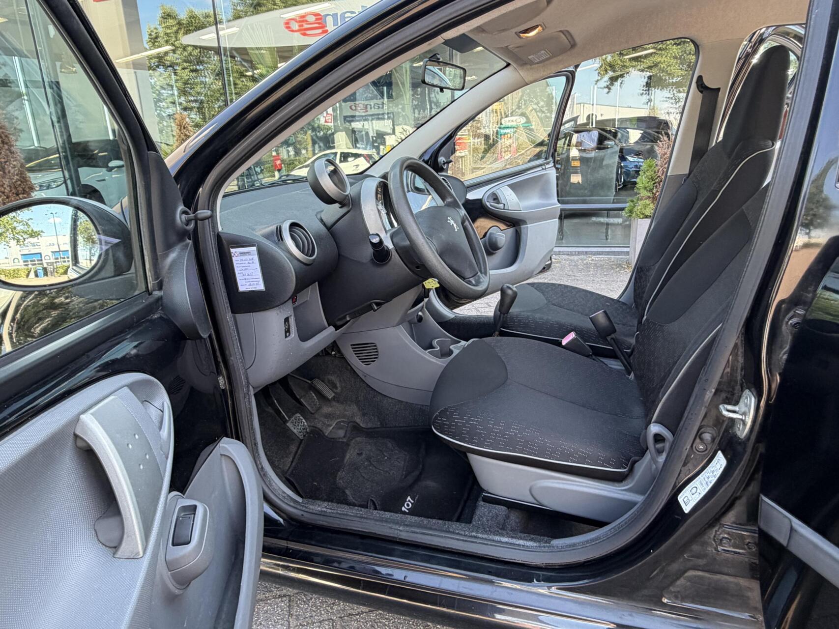 Foto van Peugeot Peugeot 107