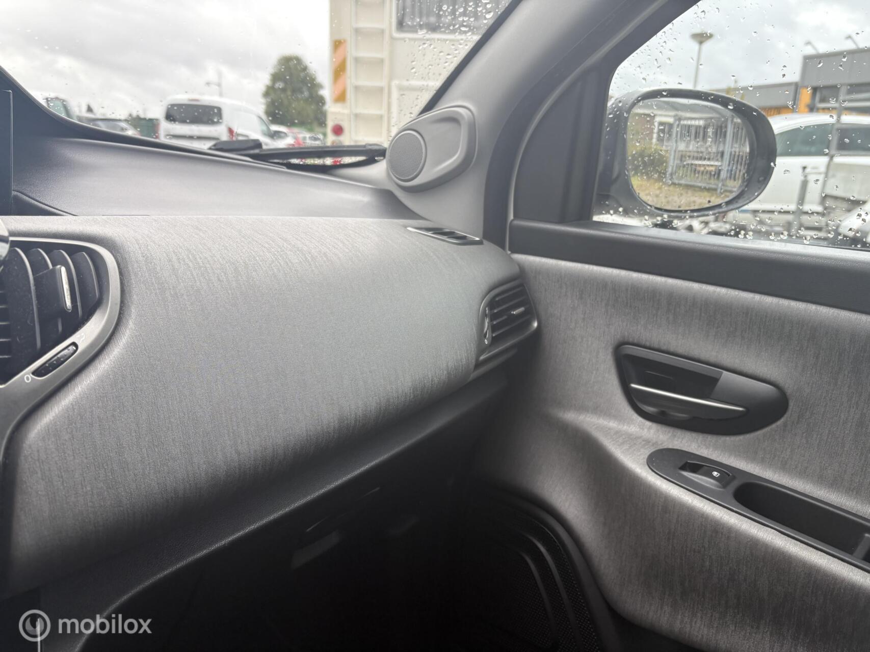 Foto van Lancia Ypsilon
