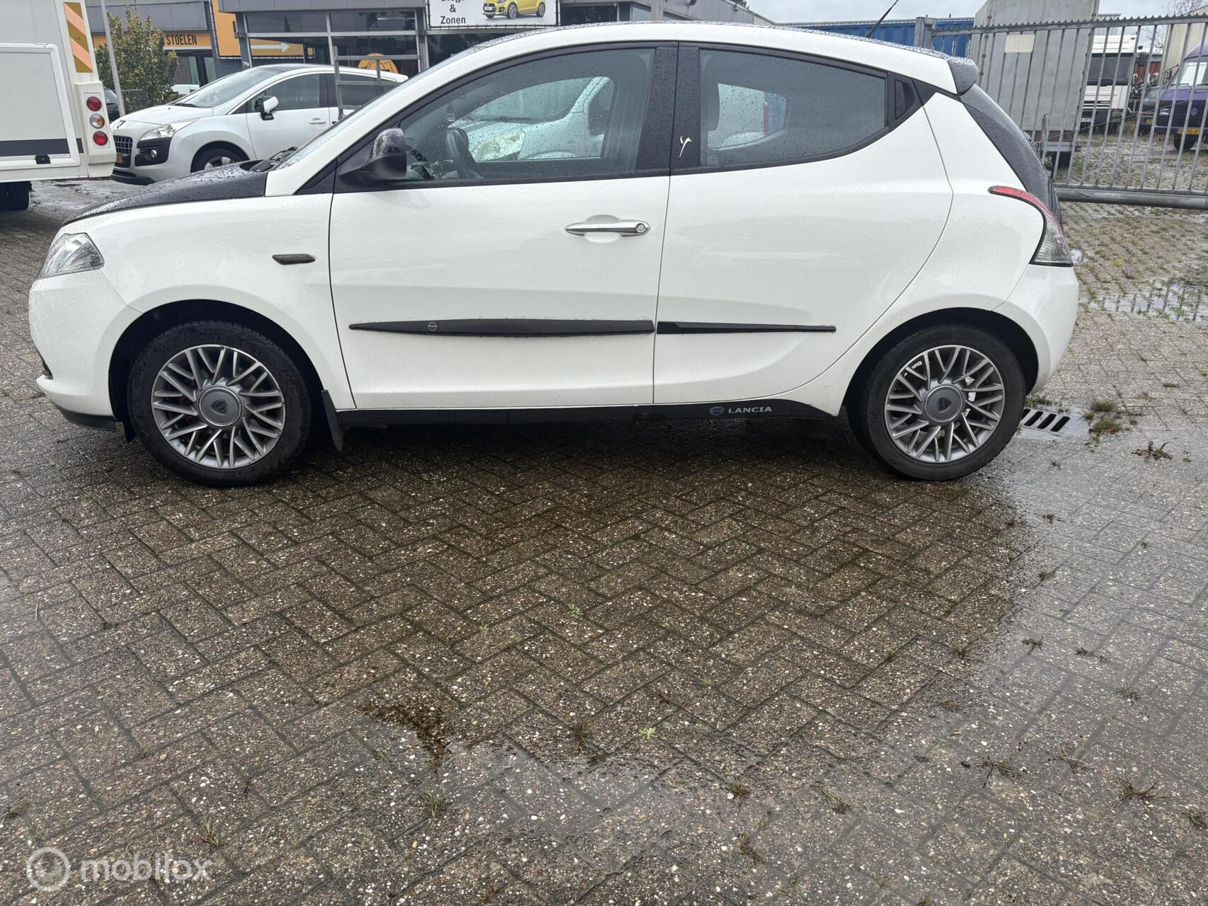 Foto van Lancia Ypsilon