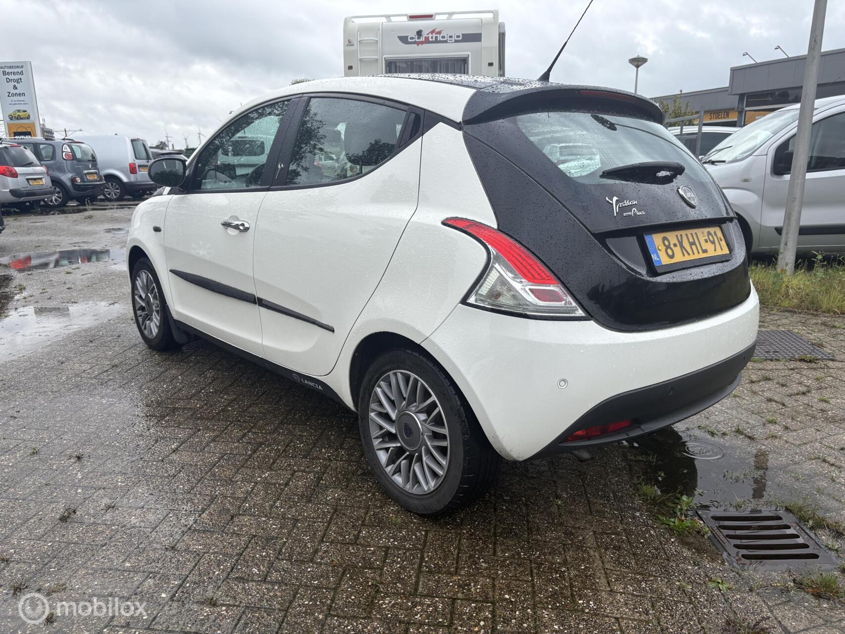 Foto van Lancia Ypsilon