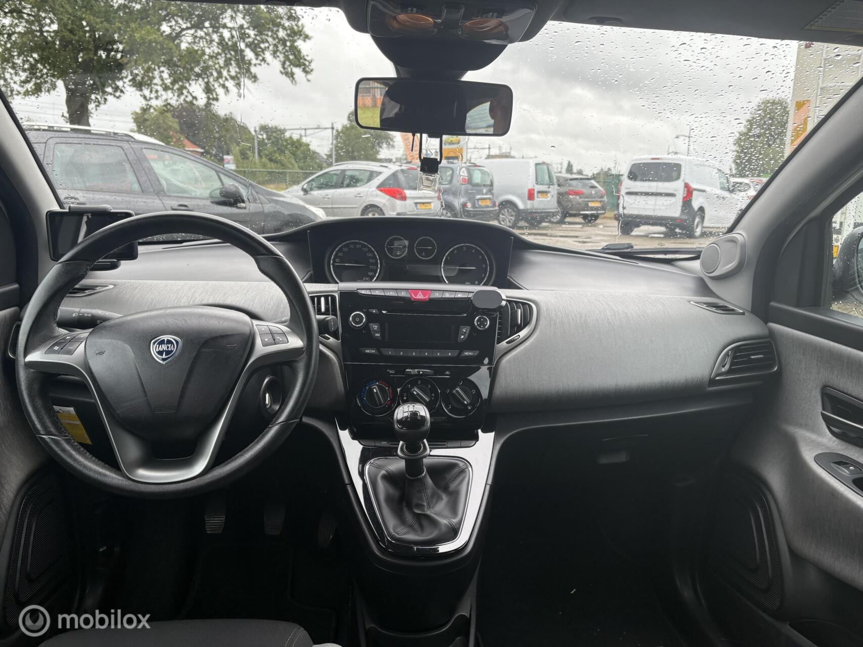 Foto van Lancia Ypsilon