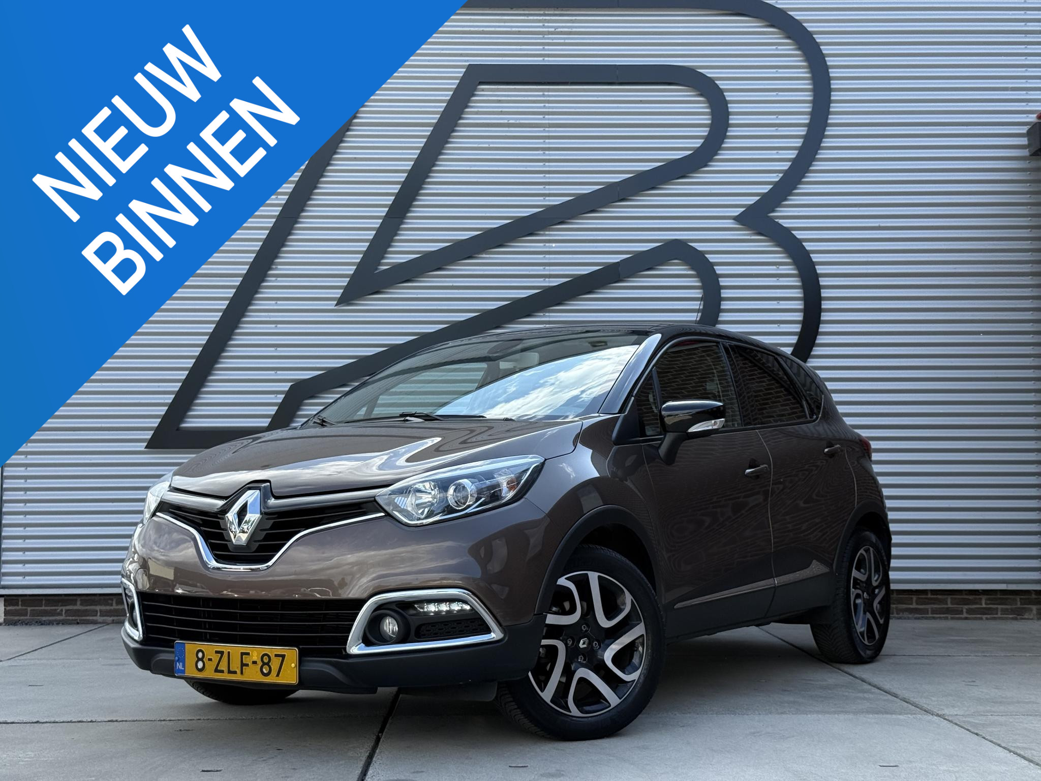 Renault Captur 1.2 TCe Dynamique 2015 - voorkant