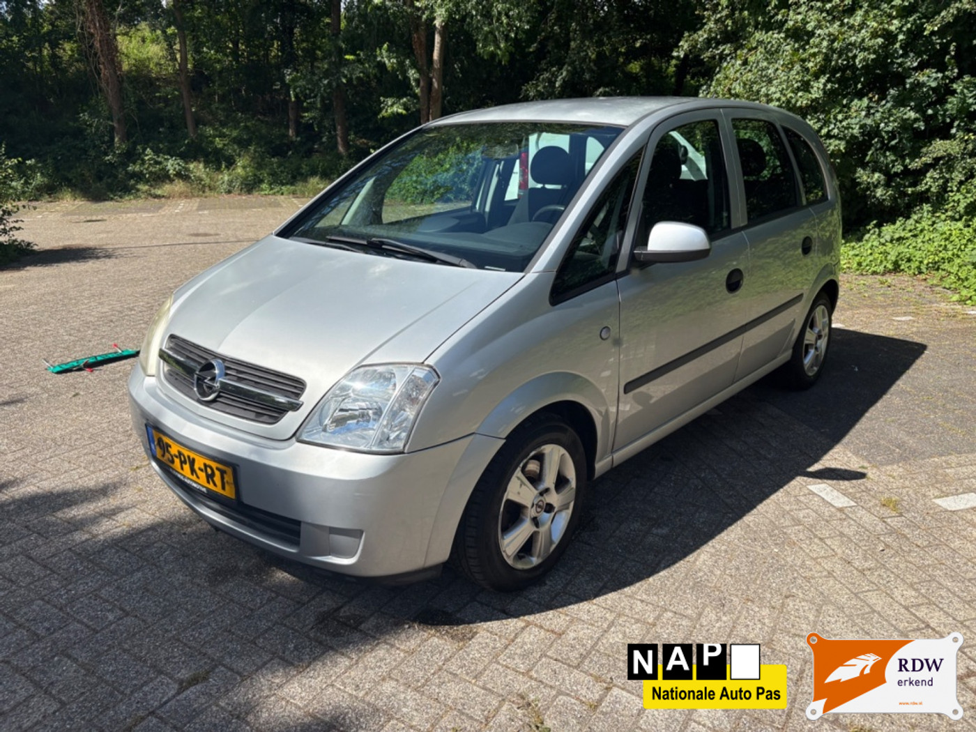 Opel Meriva-a 1.6-16V Maxx Cool / AUTOMAAT / LAGE KM 2004 - voorkant