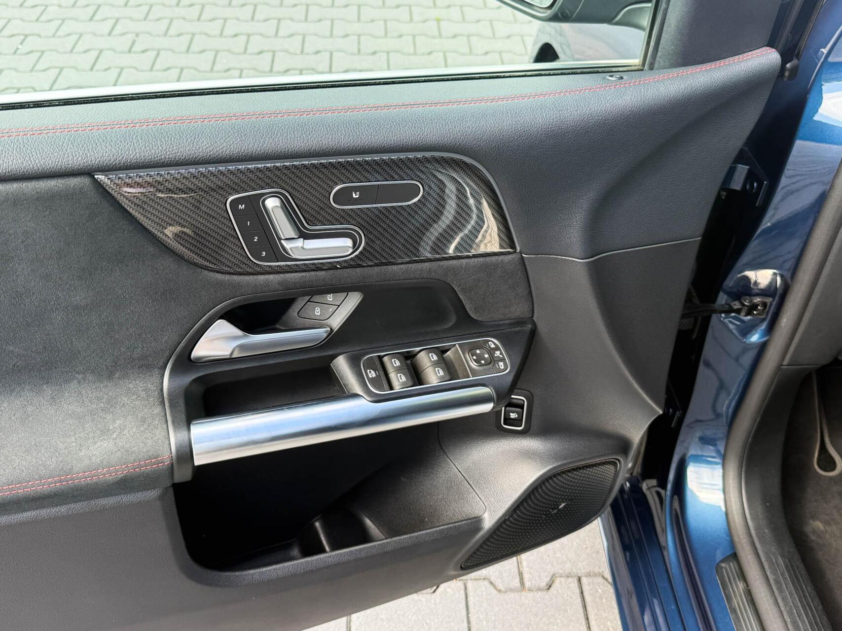 Foto van Mercedes-Benz B 250