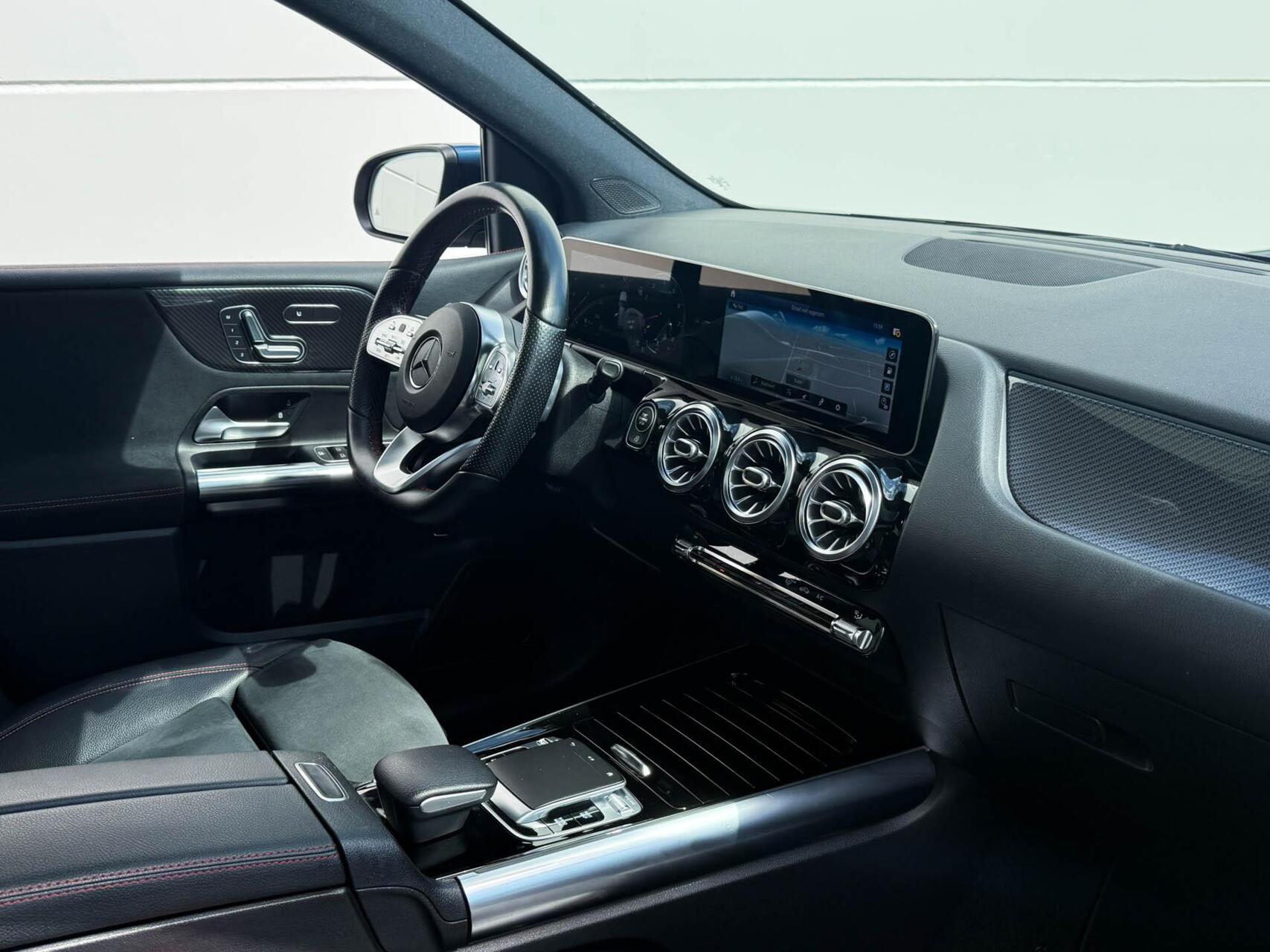 Foto van Mercedes-Benz B 250