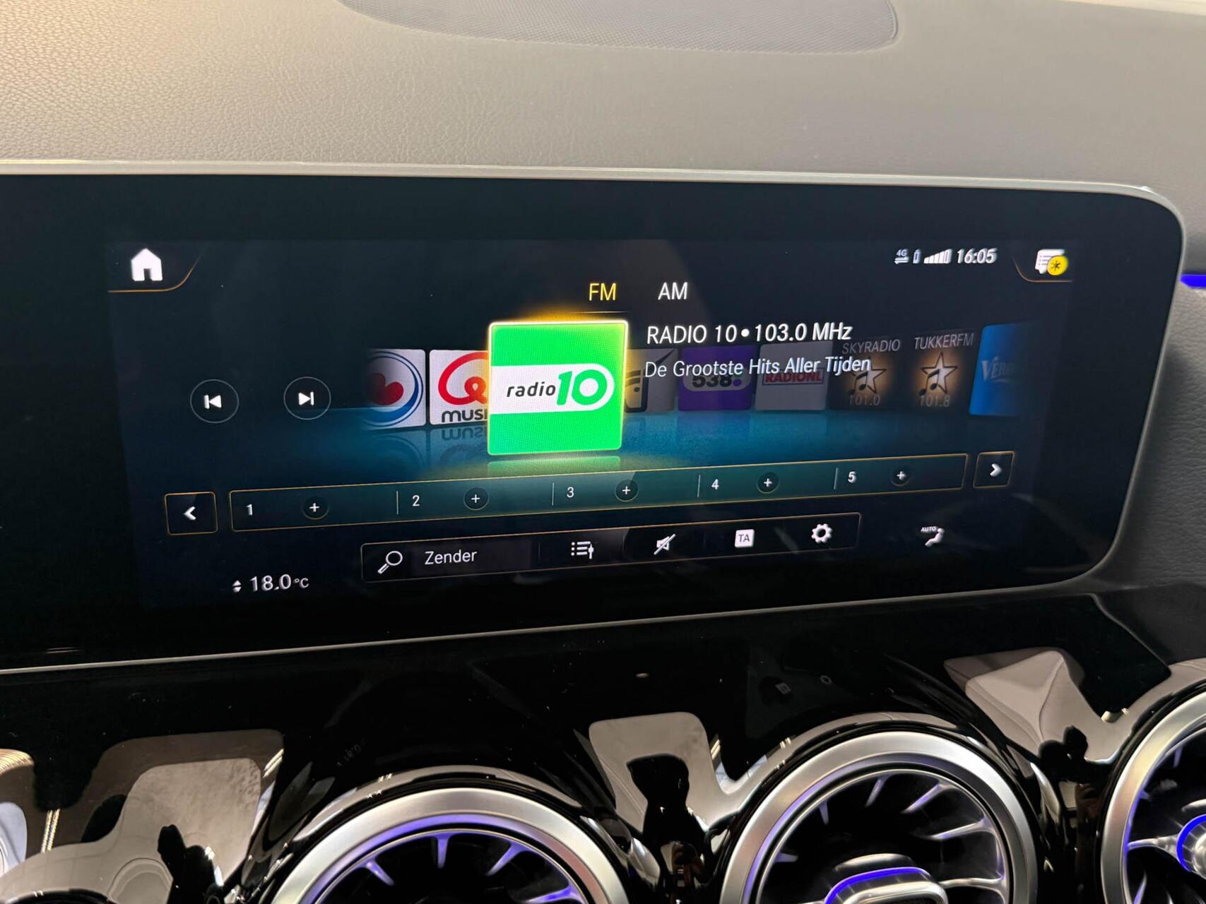 Foto van Mercedes-Benz B 250