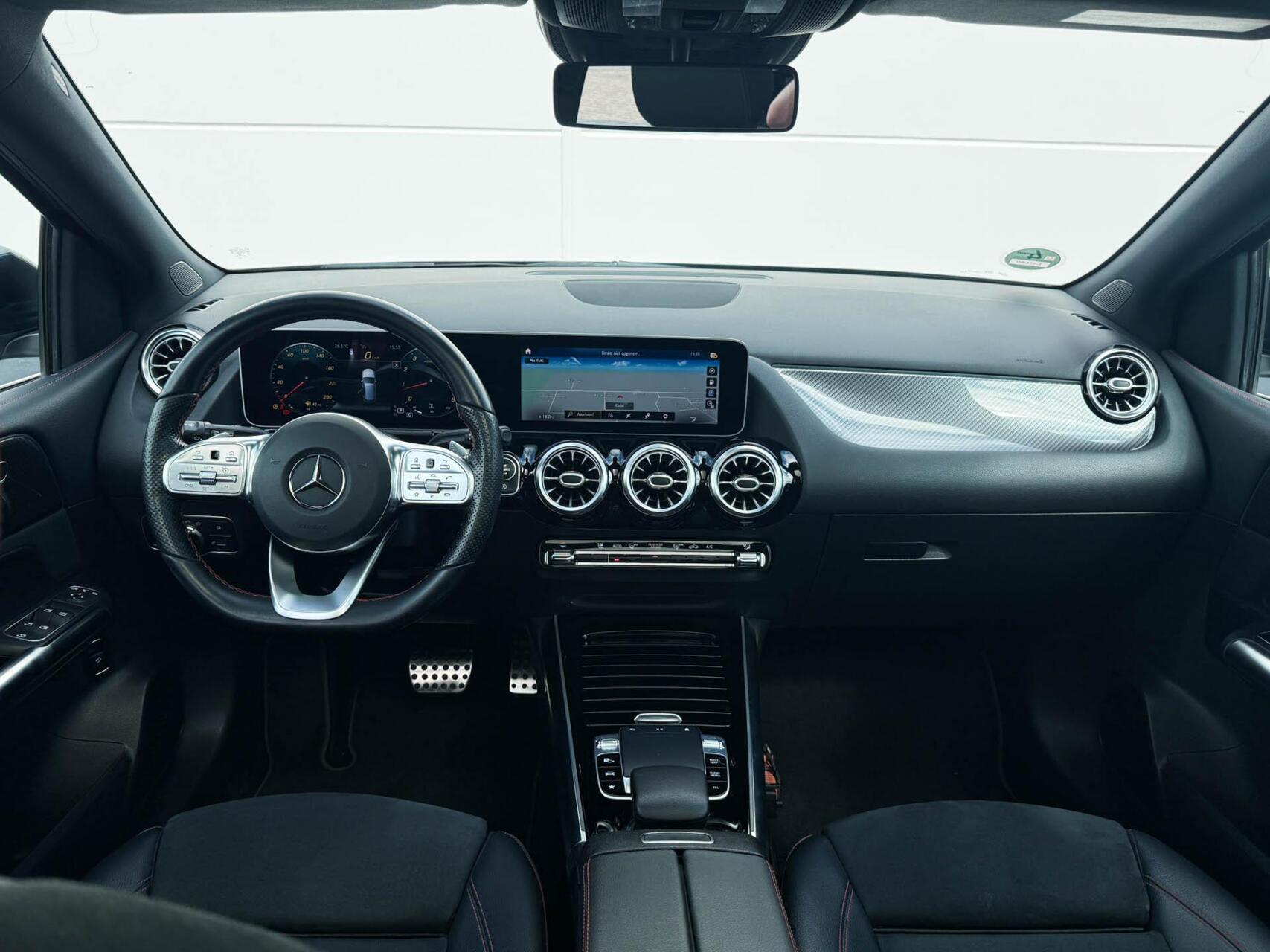 Foto van Mercedes-Benz B 250