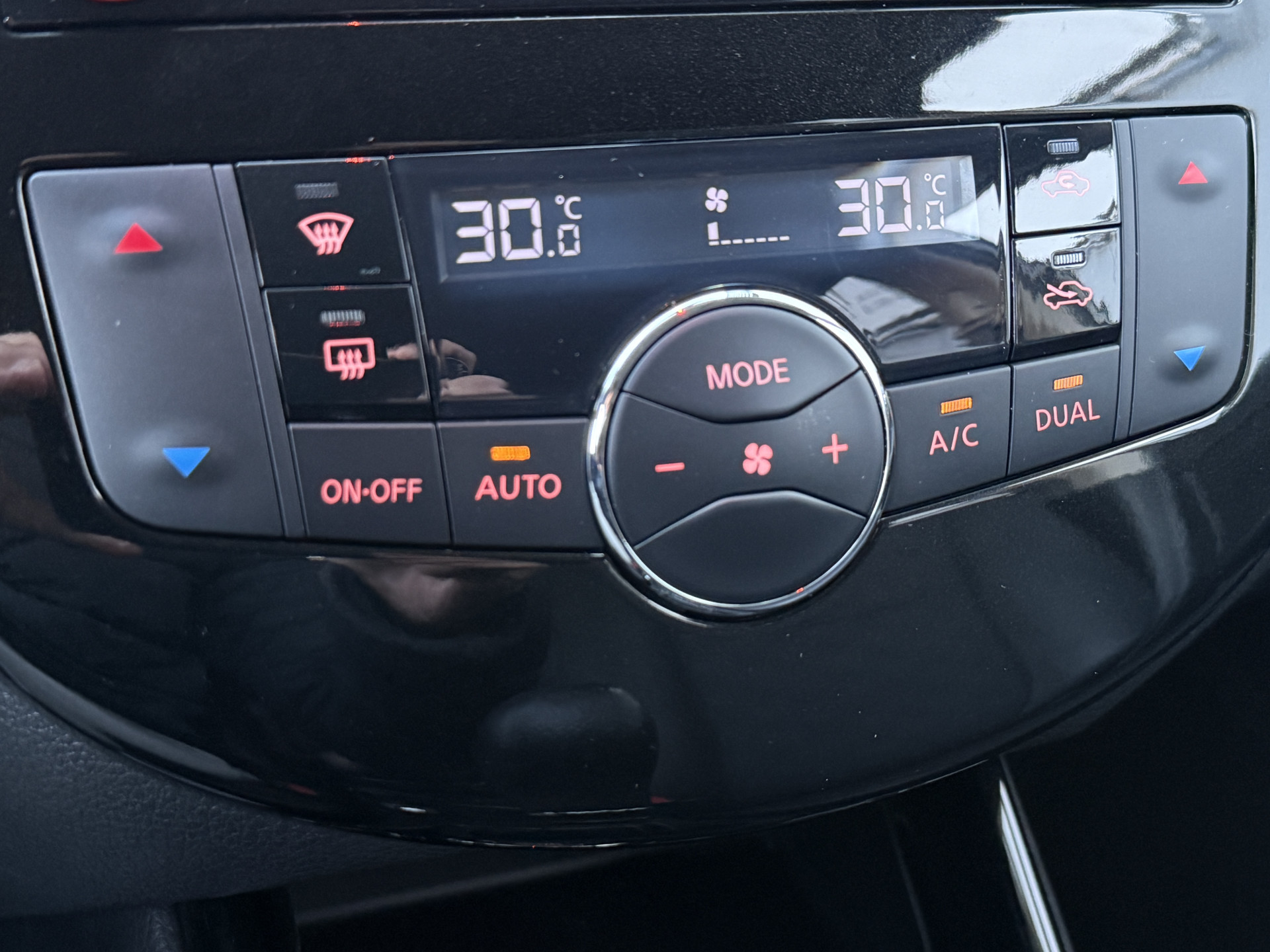 Foto van Nissan Pulsar