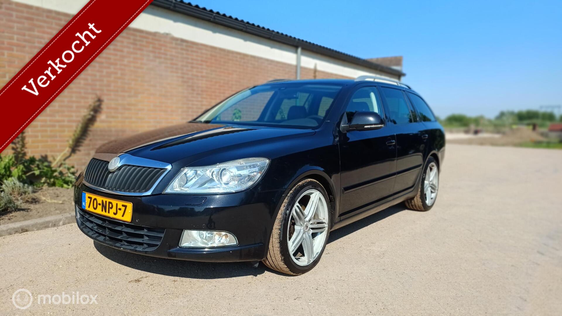 Skoda Octavia 1.2 TSI Elegance Business Line 2010 - voorkant