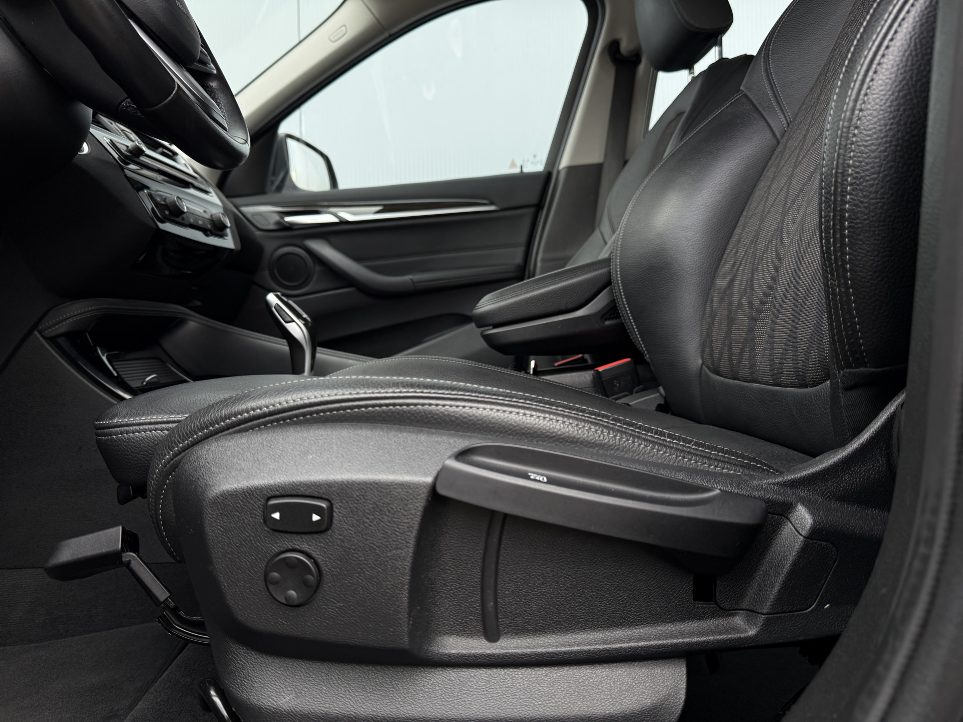 Foto van BMW X1 Sdrive18i