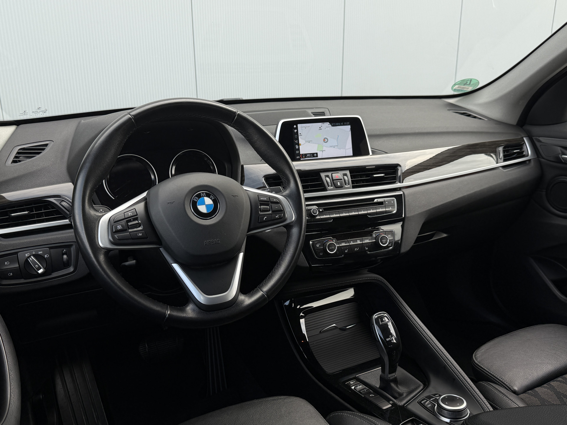 Foto van BMW X1 Sdrive18i