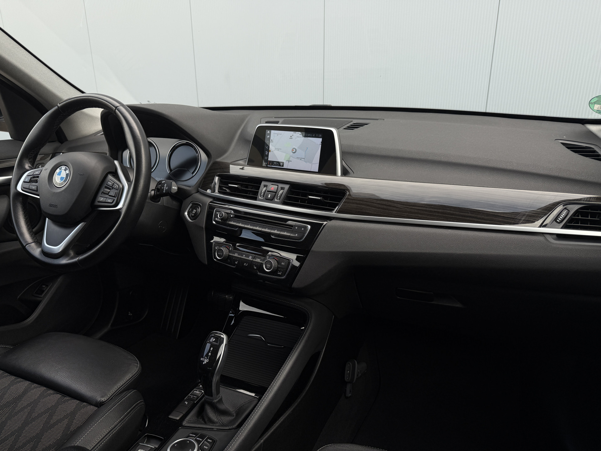 Foto van BMW X1 Sdrive18i
