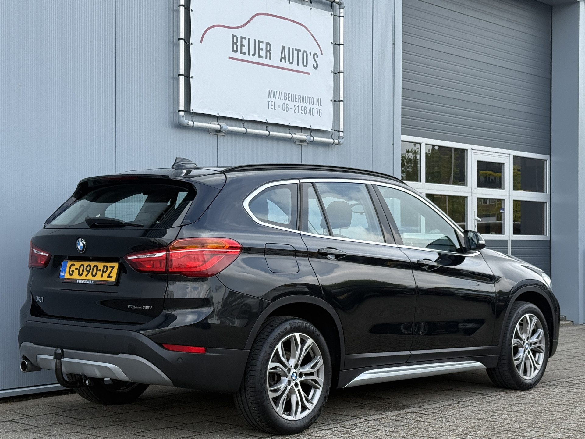 Foto van BMW X1 Sdrive18i