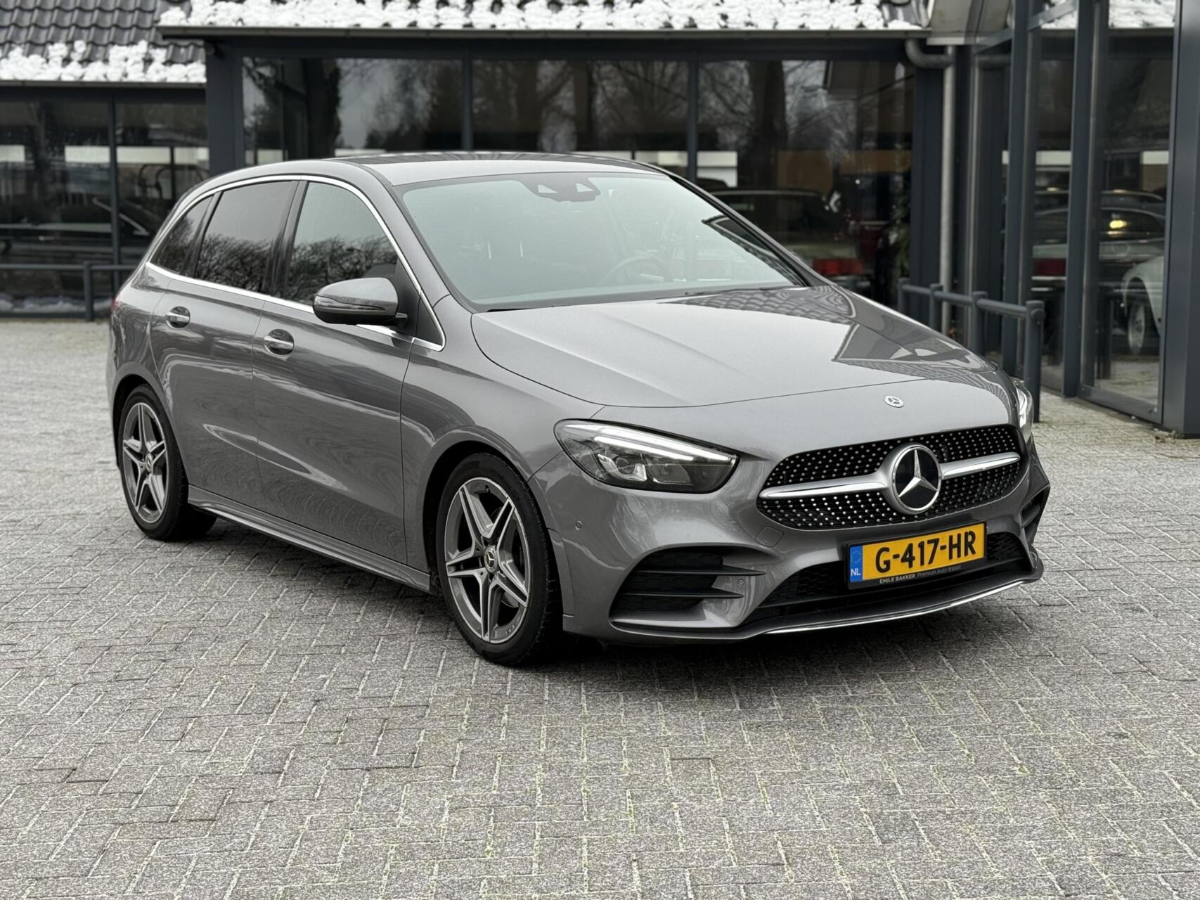 Foto van Mercedes-Benz B 200