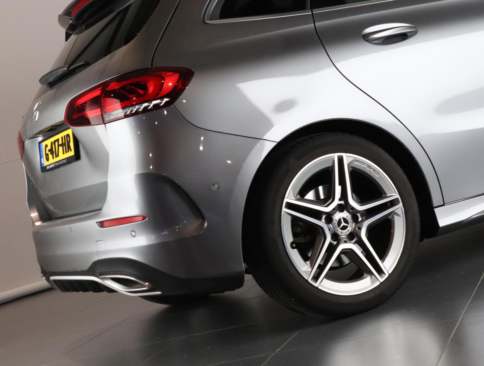Foto van Mercedes-Benz B 200
