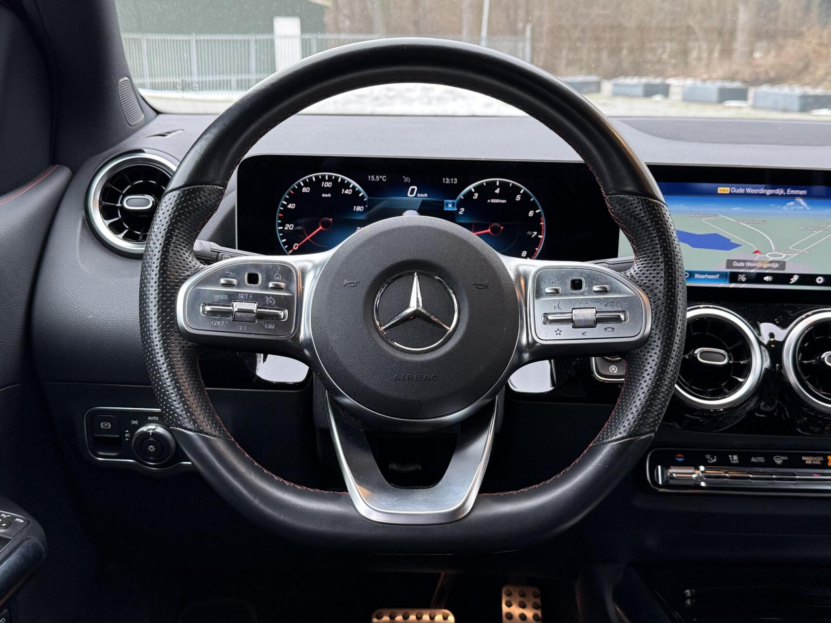 Foto van Mercedes-Benz B 200