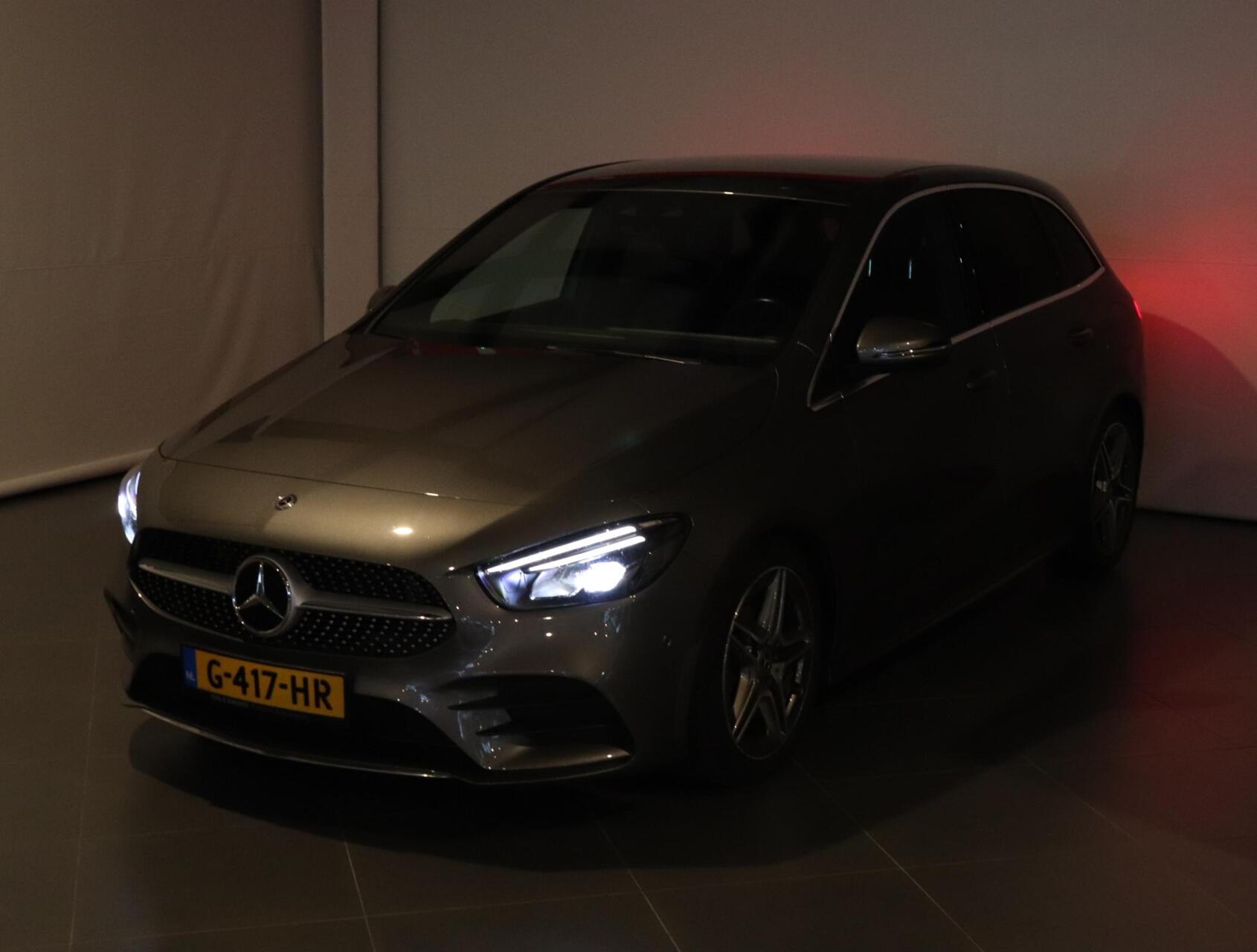 Foto van Mercedes-Benz B 200