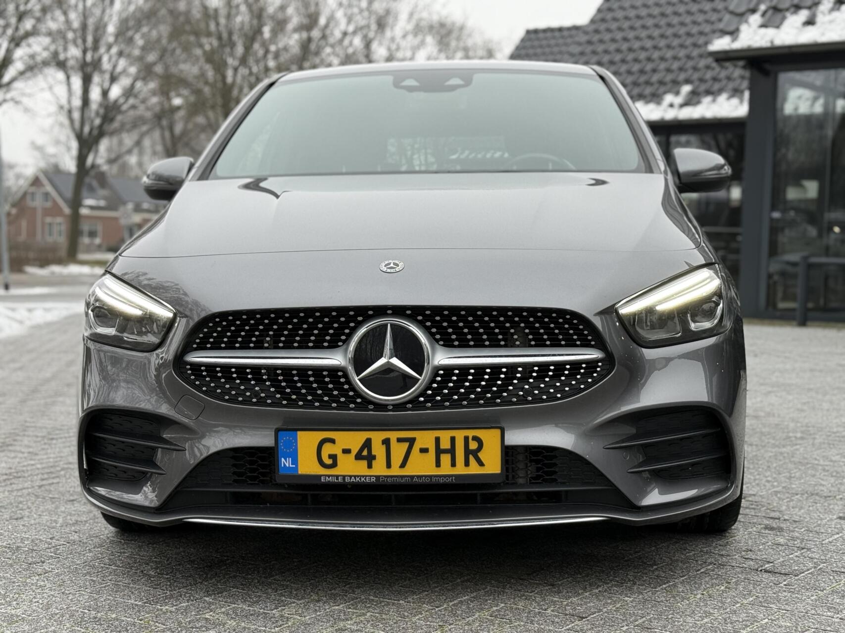 Foto van Mercedes-Benz B 200