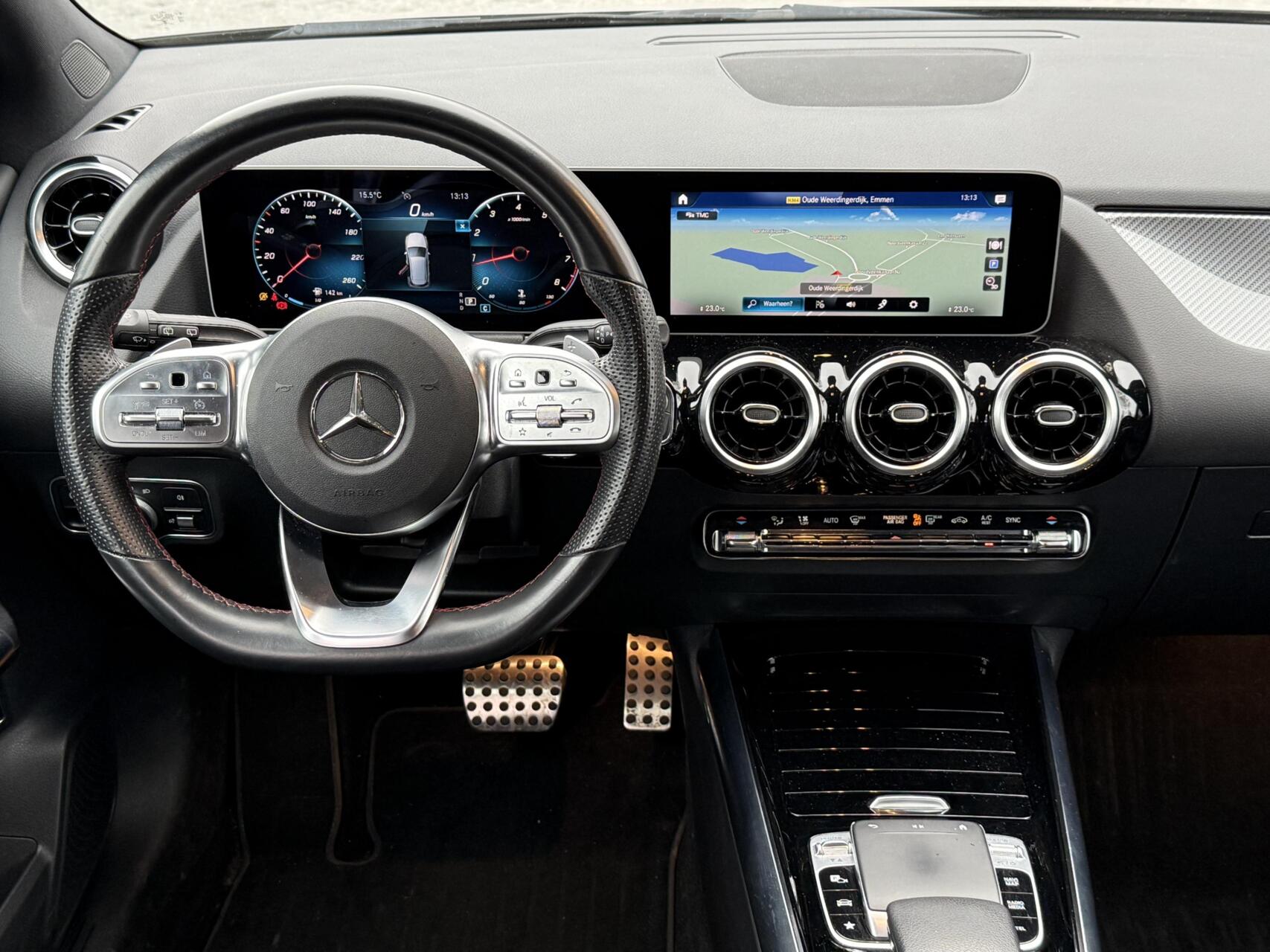 Foto van Mercedes-Benz B 200