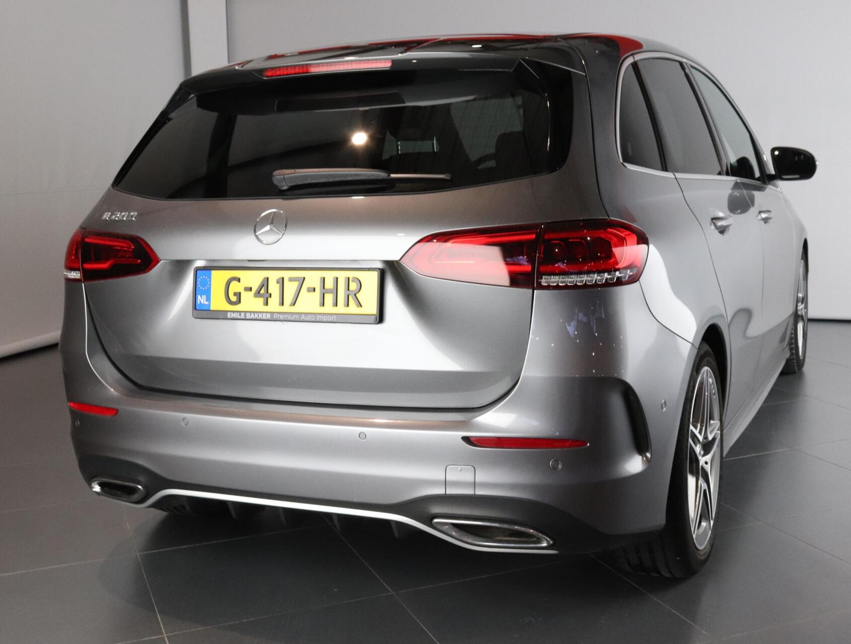 Foto van Mercedes-Benz B 200
