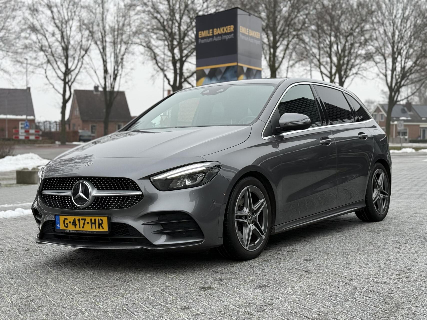 Foto van Mercedes-Benz B 200