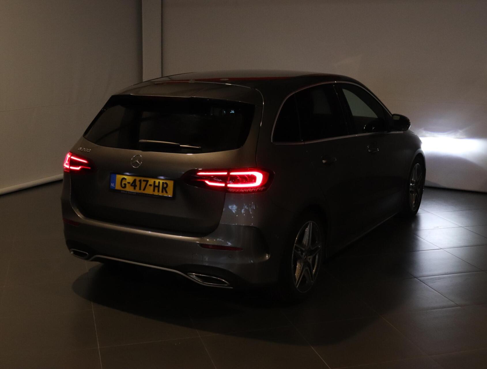 Foto van Mercedes-Benz B 200