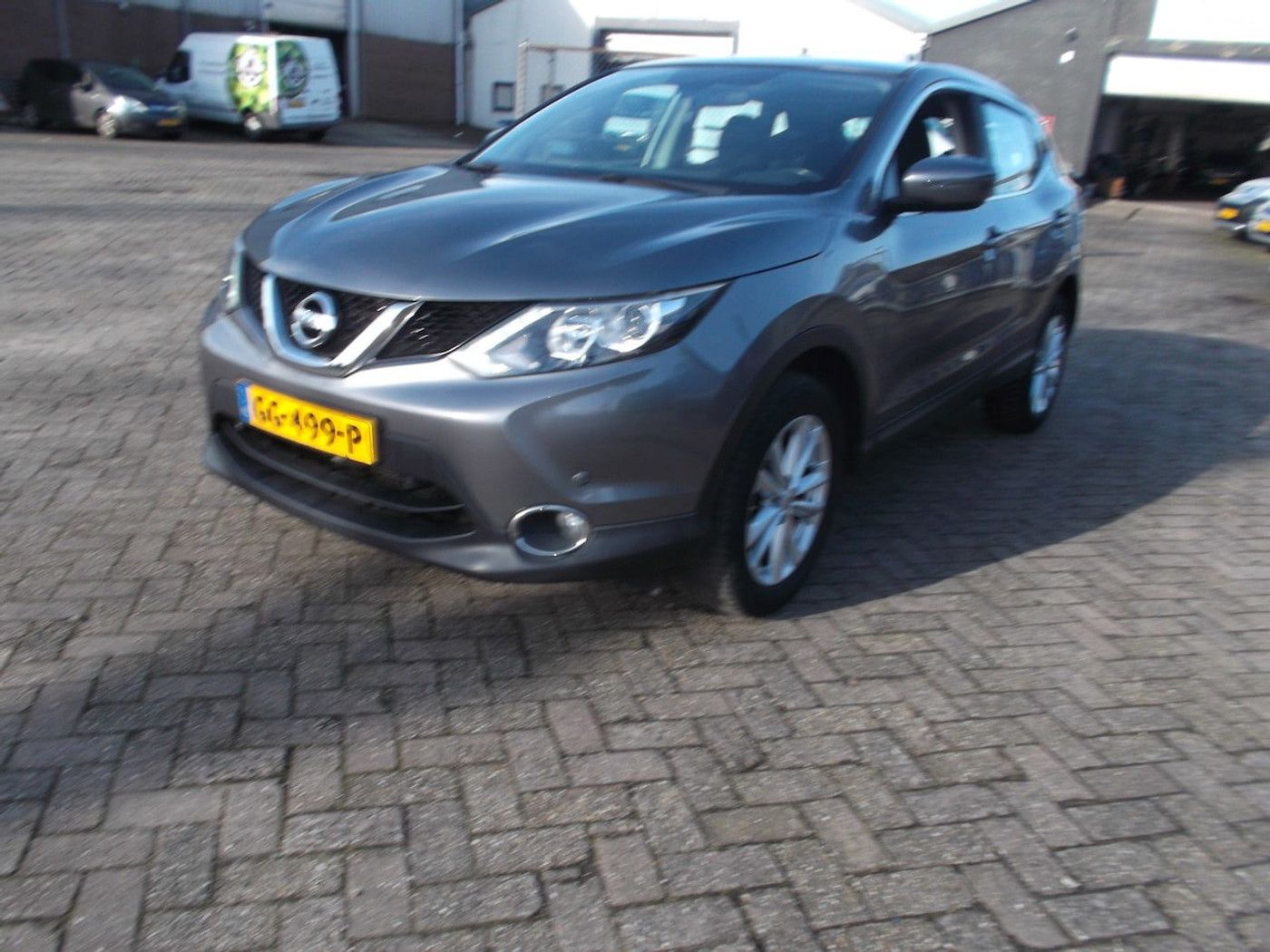 Nissan Nissan Qashqai 1.2 Acenta 2015 - voorkant