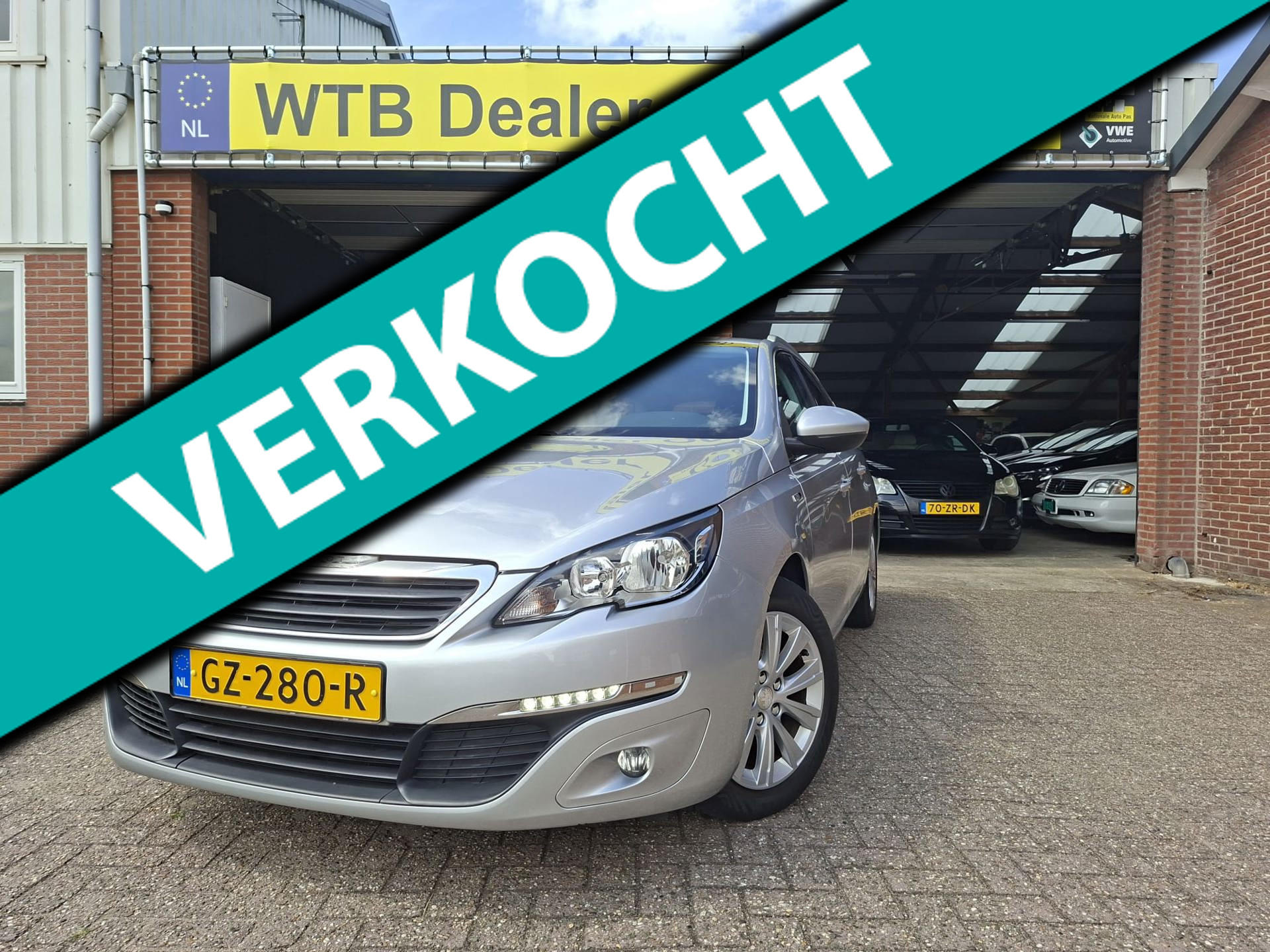 Peugeot 308 SW 1.2 PureTech Style 2015 - voorkant
