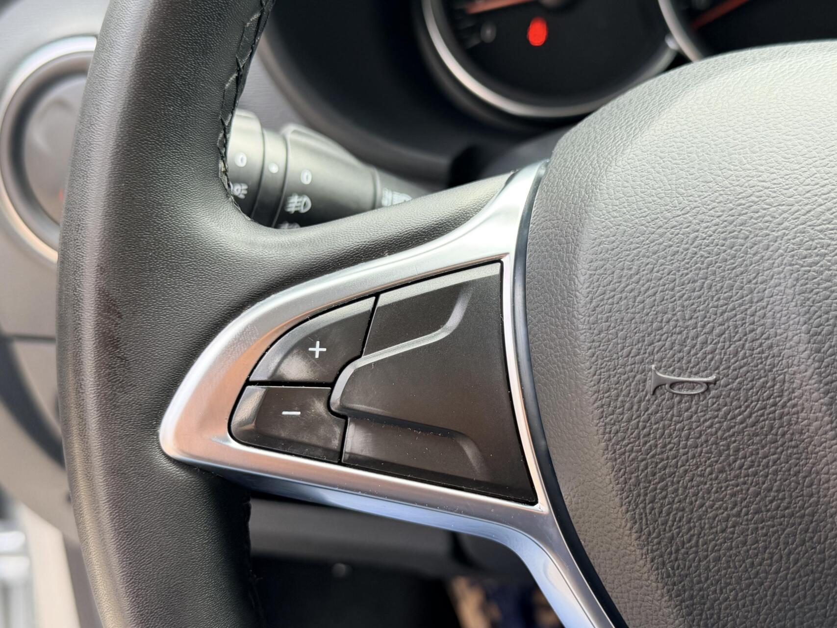 Foto van Dacia Lodgy
