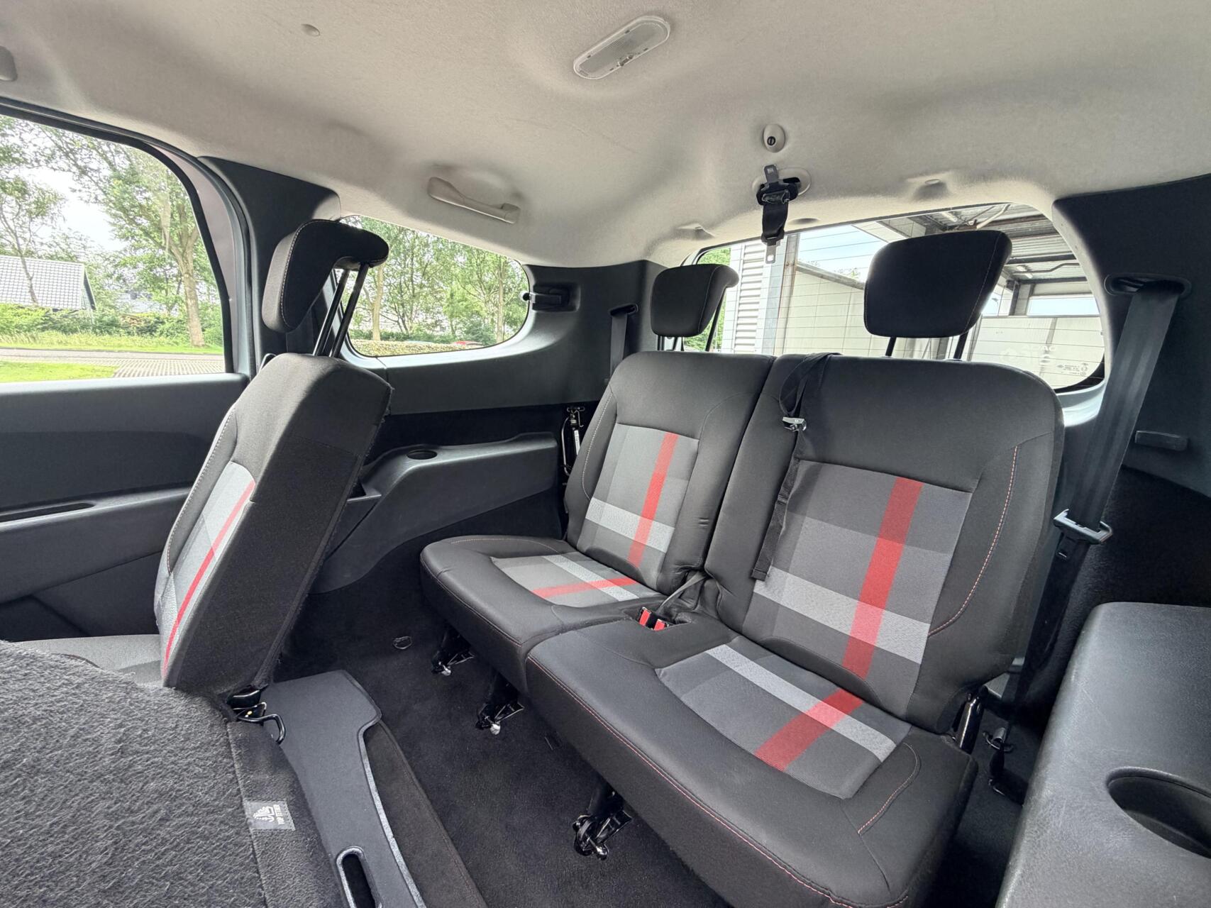 Foto van Dacia Lodgy