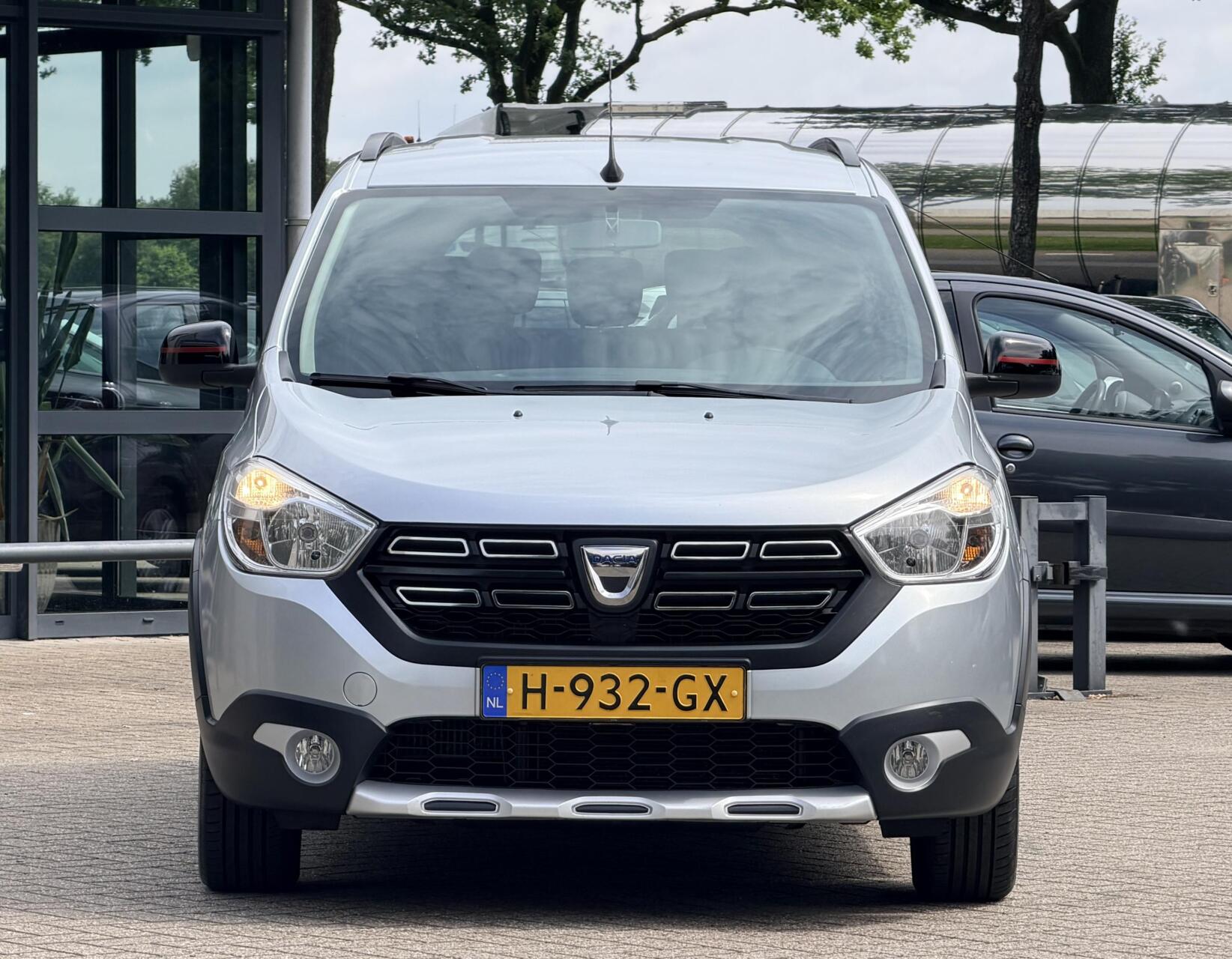 Foto van Dacia Lodgy