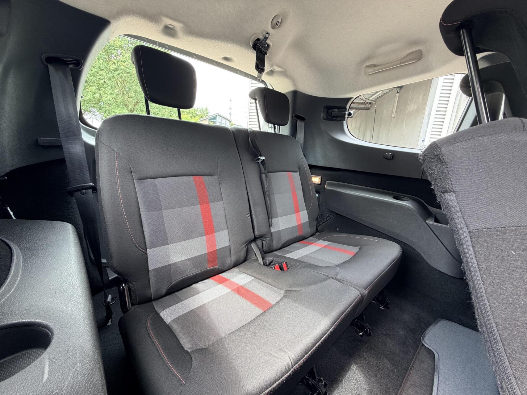 Foto van Dacia Lodgy