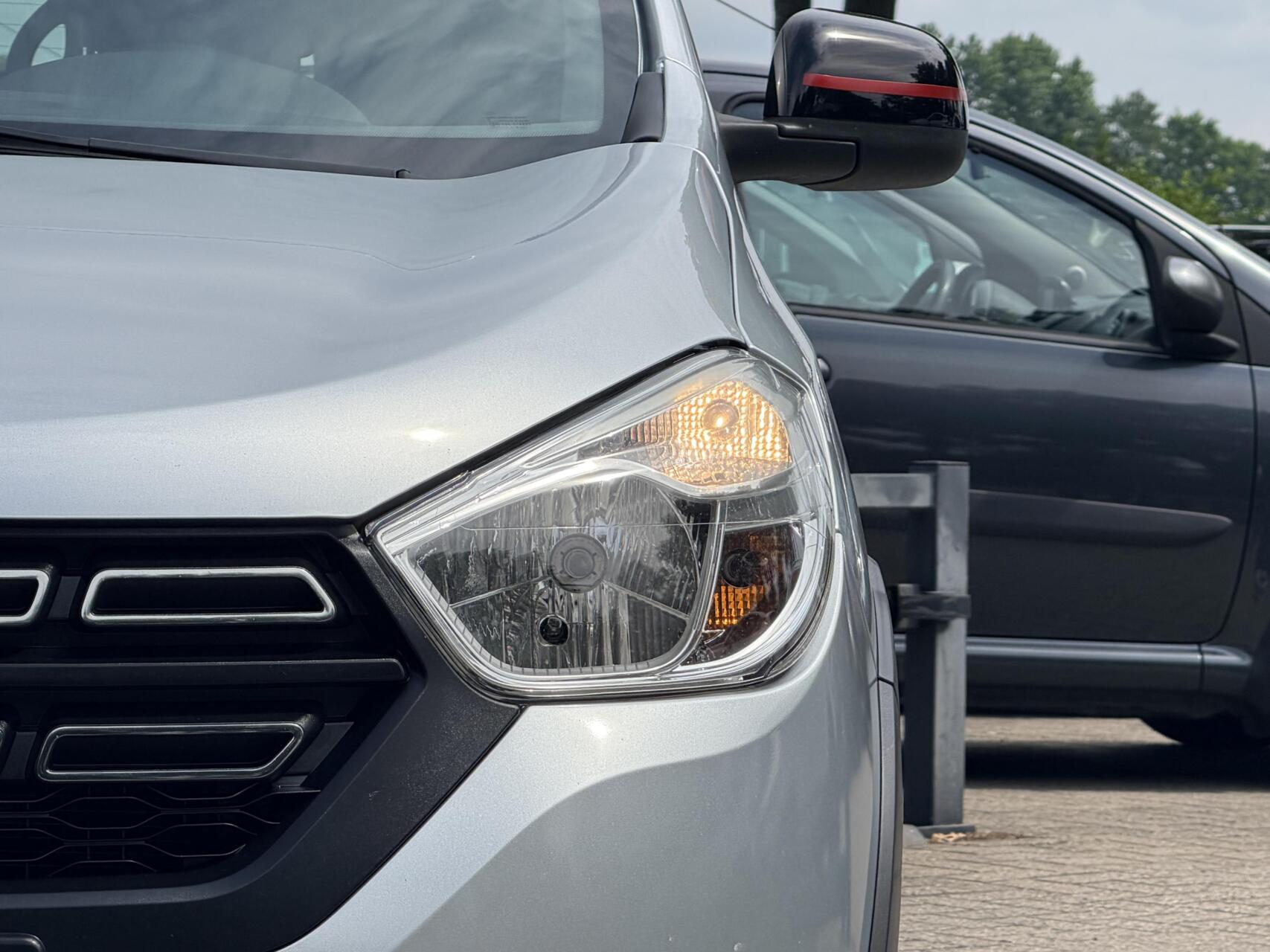 Foto van Dacia Lodgy