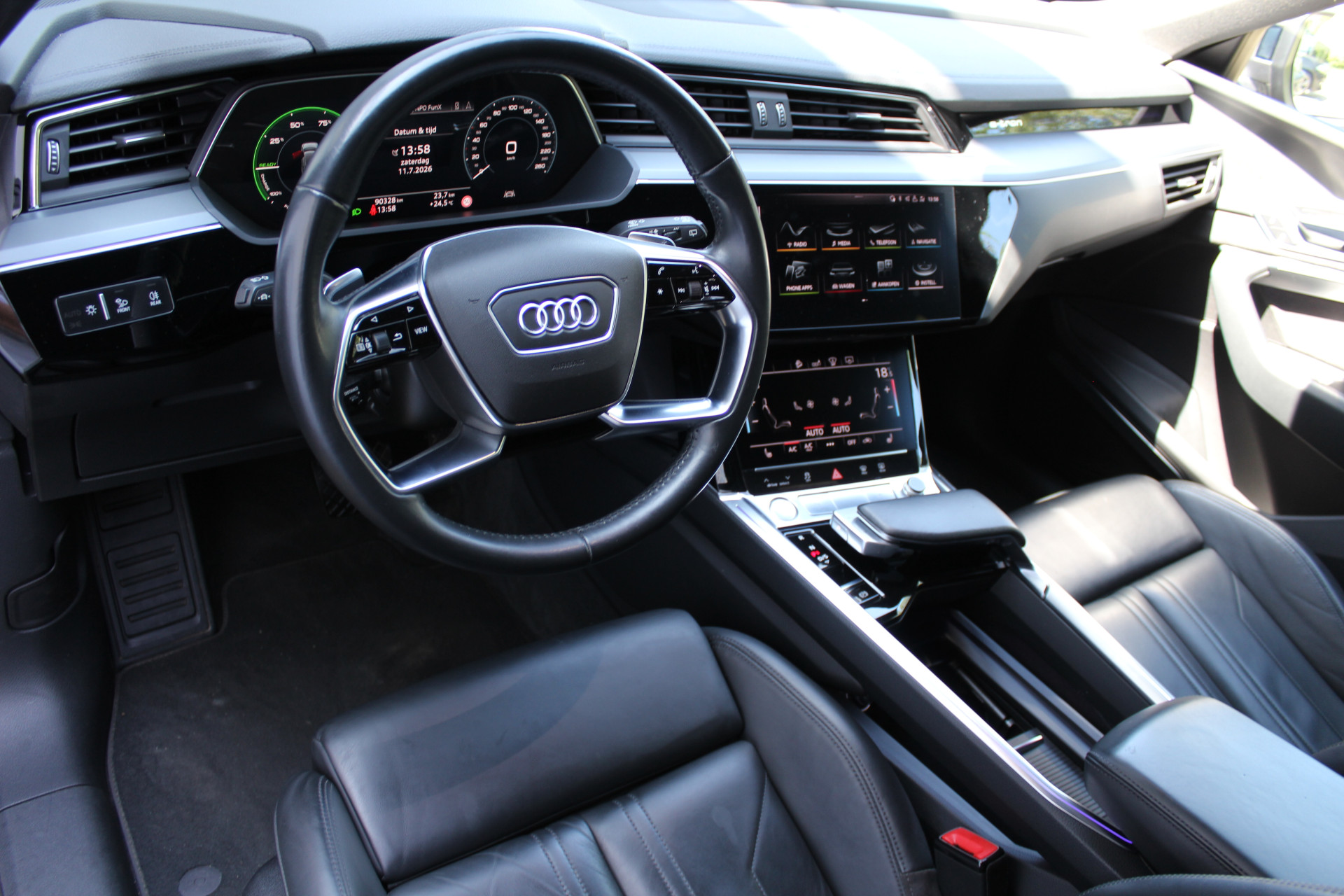 Foto van Audi Audi E-tron