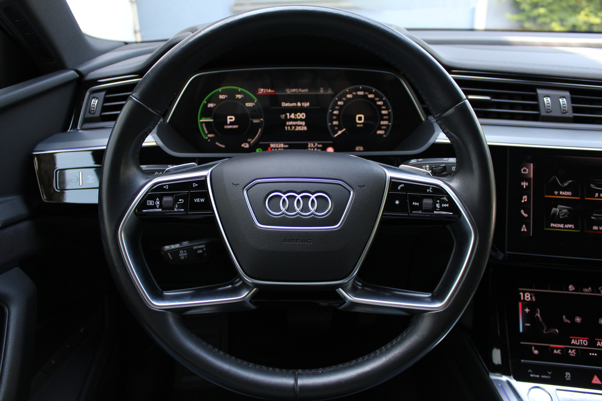 Foto van Audi Audi E-tron