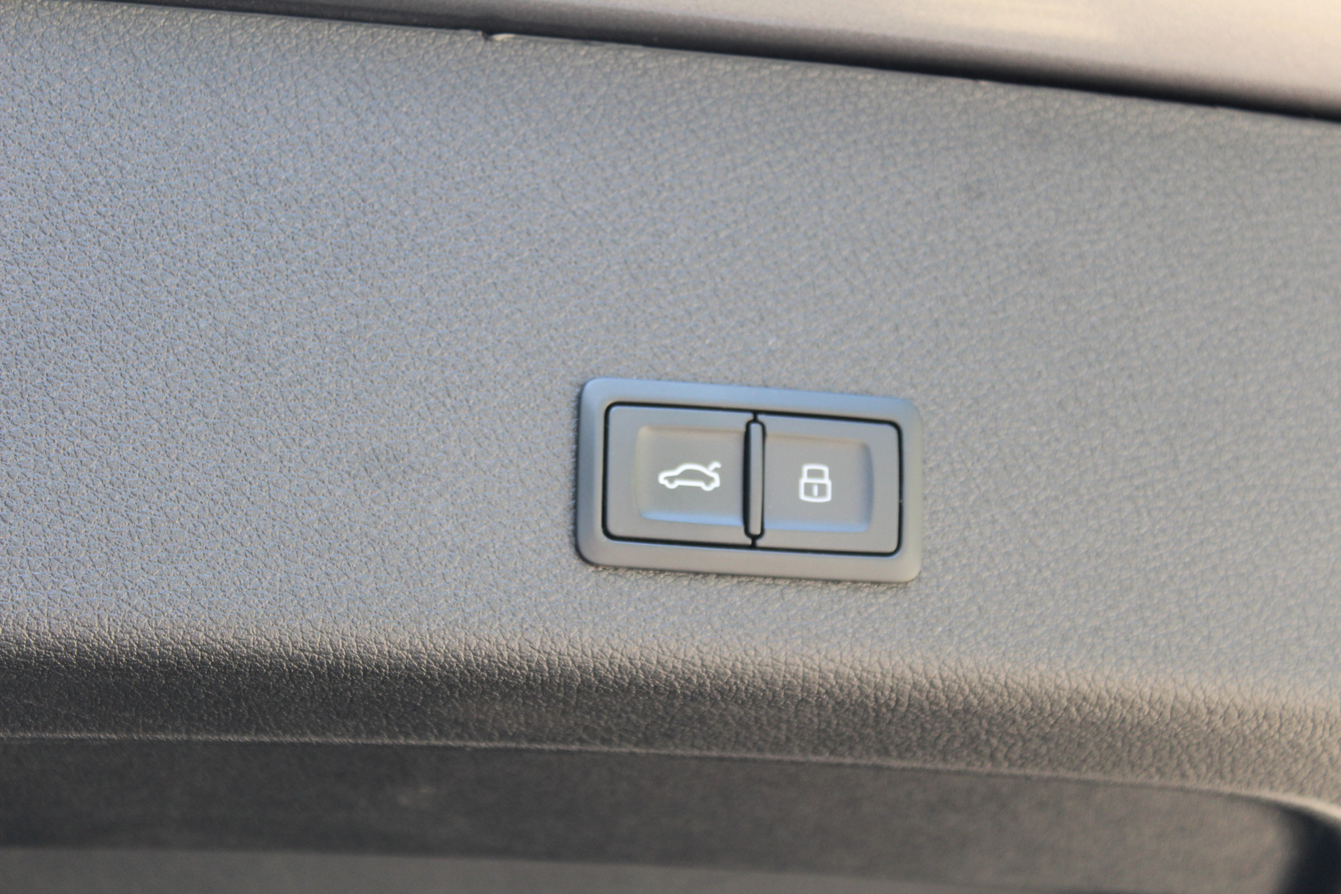 Foto van Audi Audi E-tron