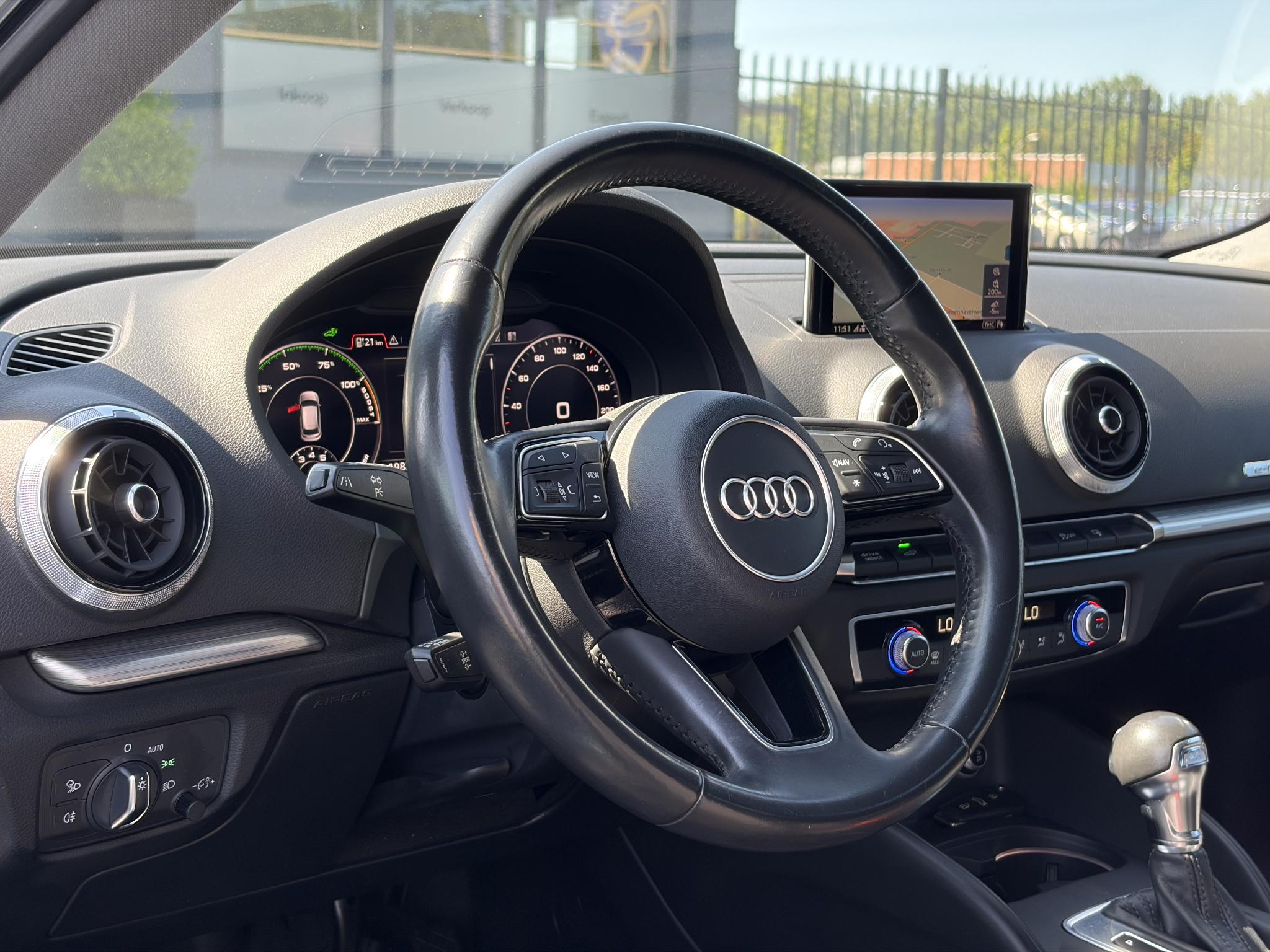 Foto van Audi A3 Sportback E-tron
