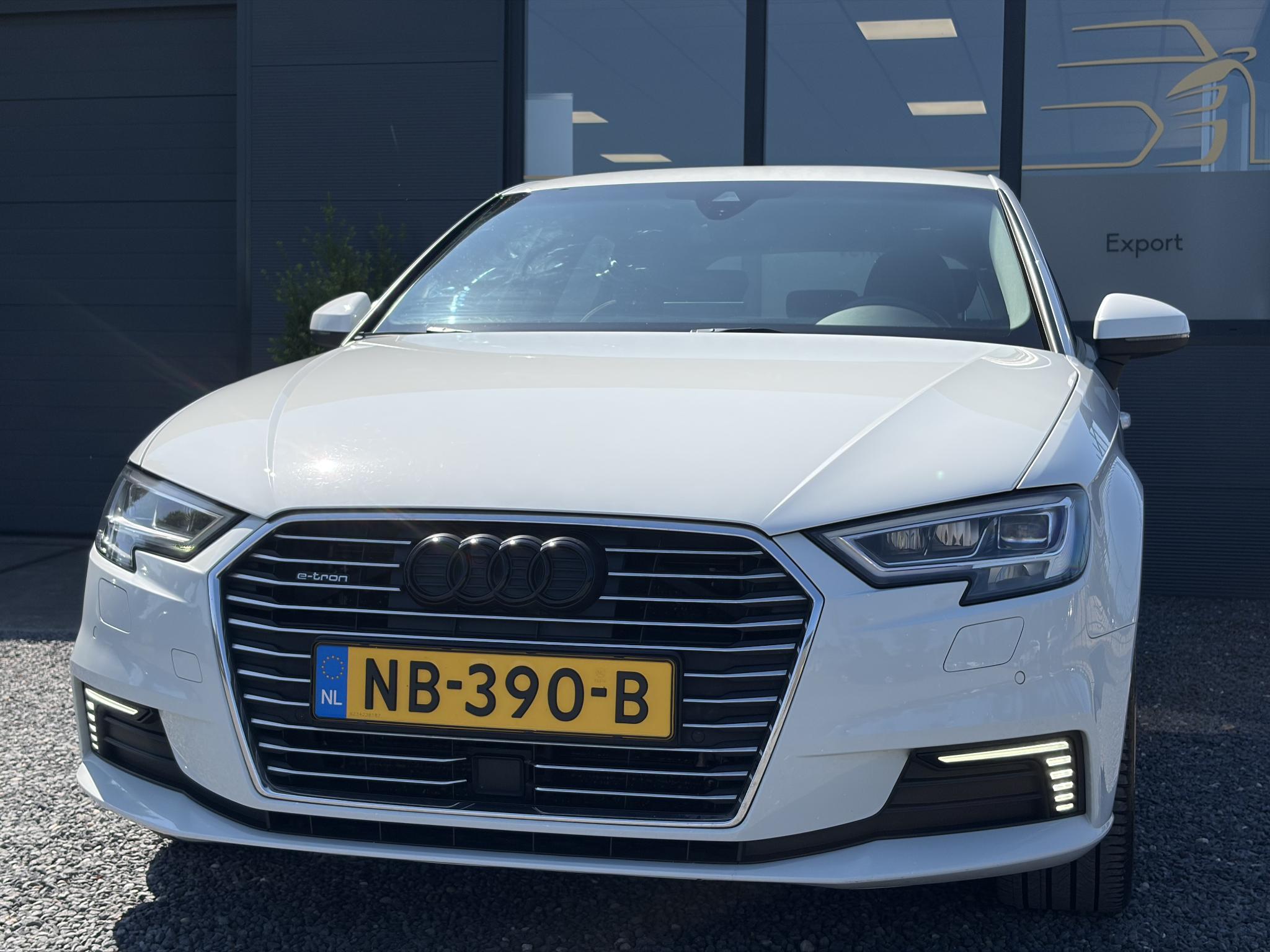 Foto van Audi A3 Sportback E-tron