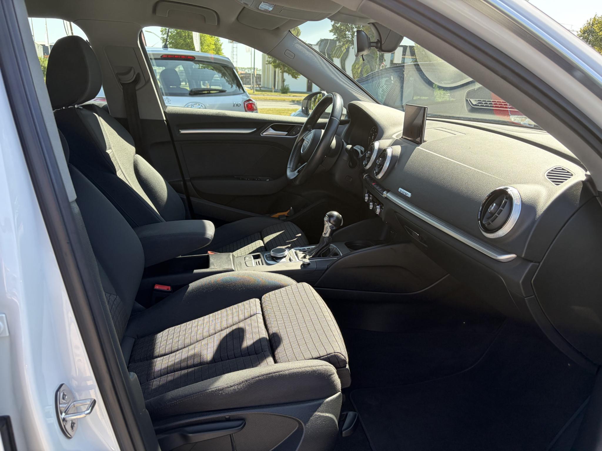 Foto van Audi A3 Sportback E-tron