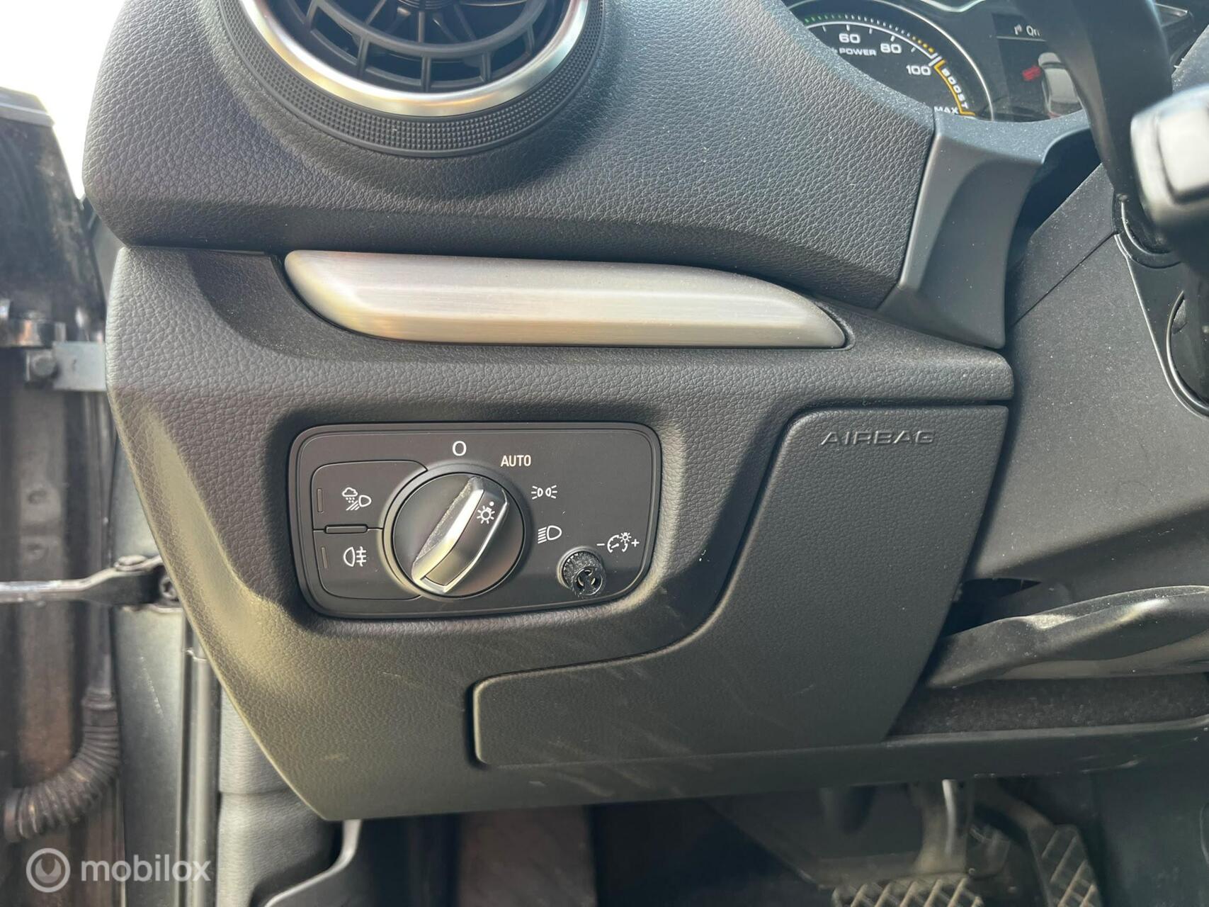 Foto van Audi A3 Sportback E-tron