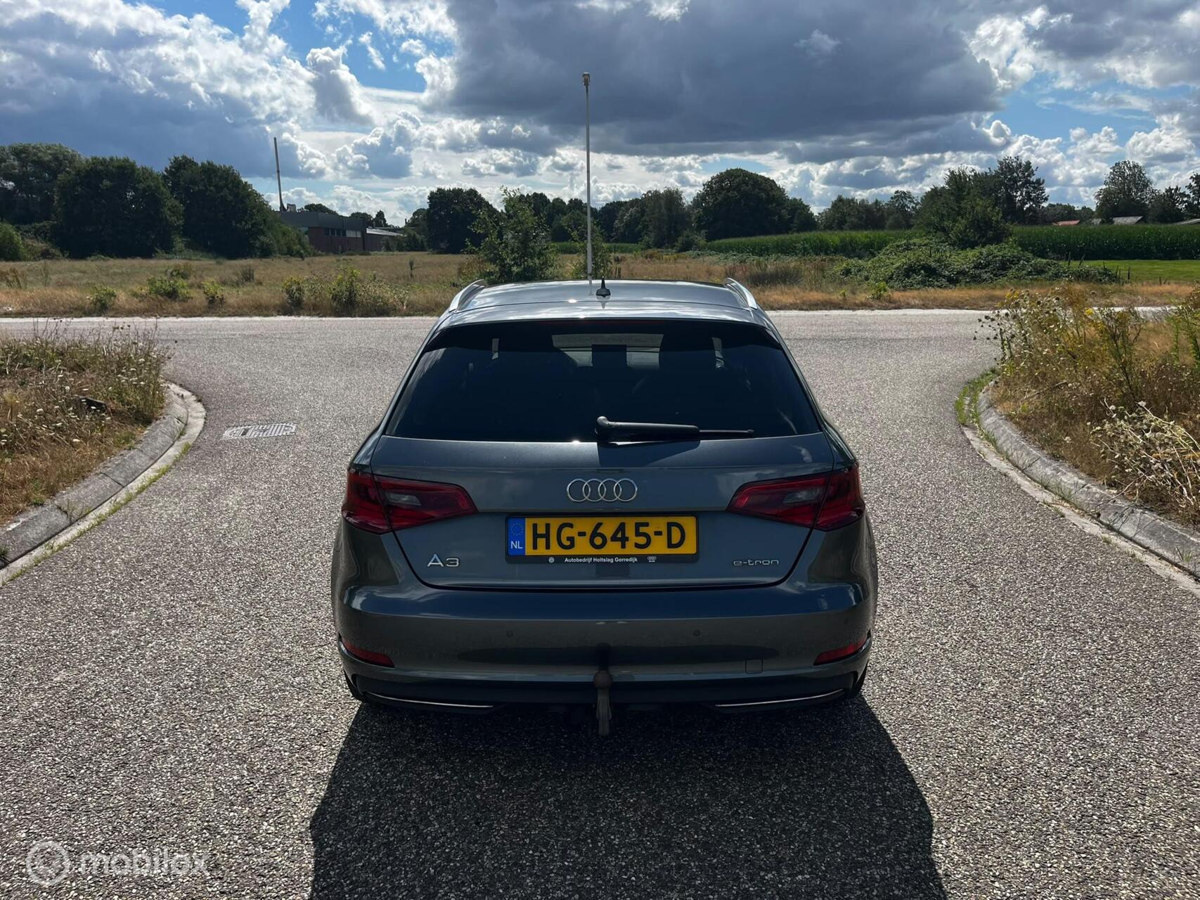 Foto van Audi A3 Sportback E-tron