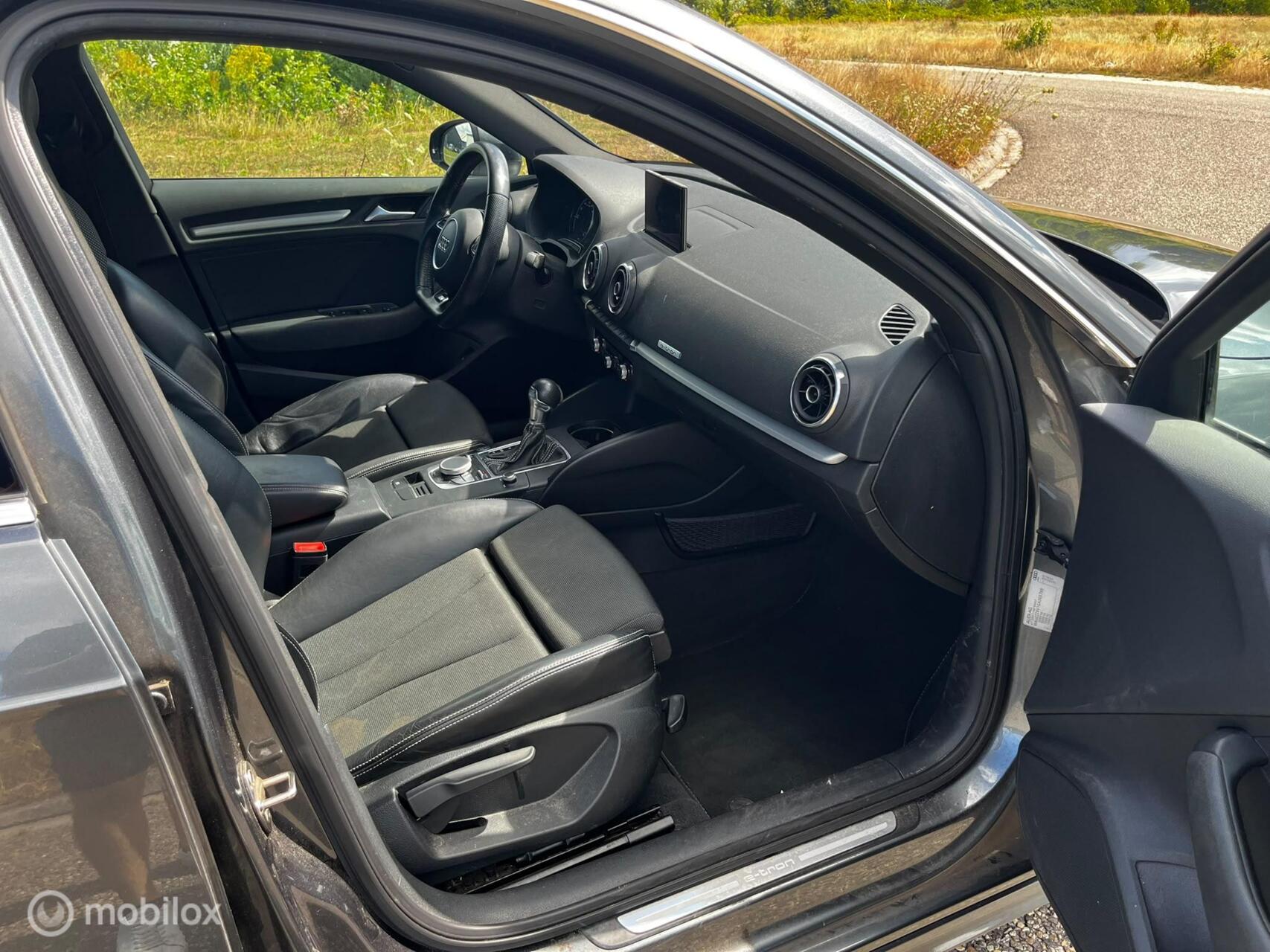Foto van Audi A3 Sportback E-tron