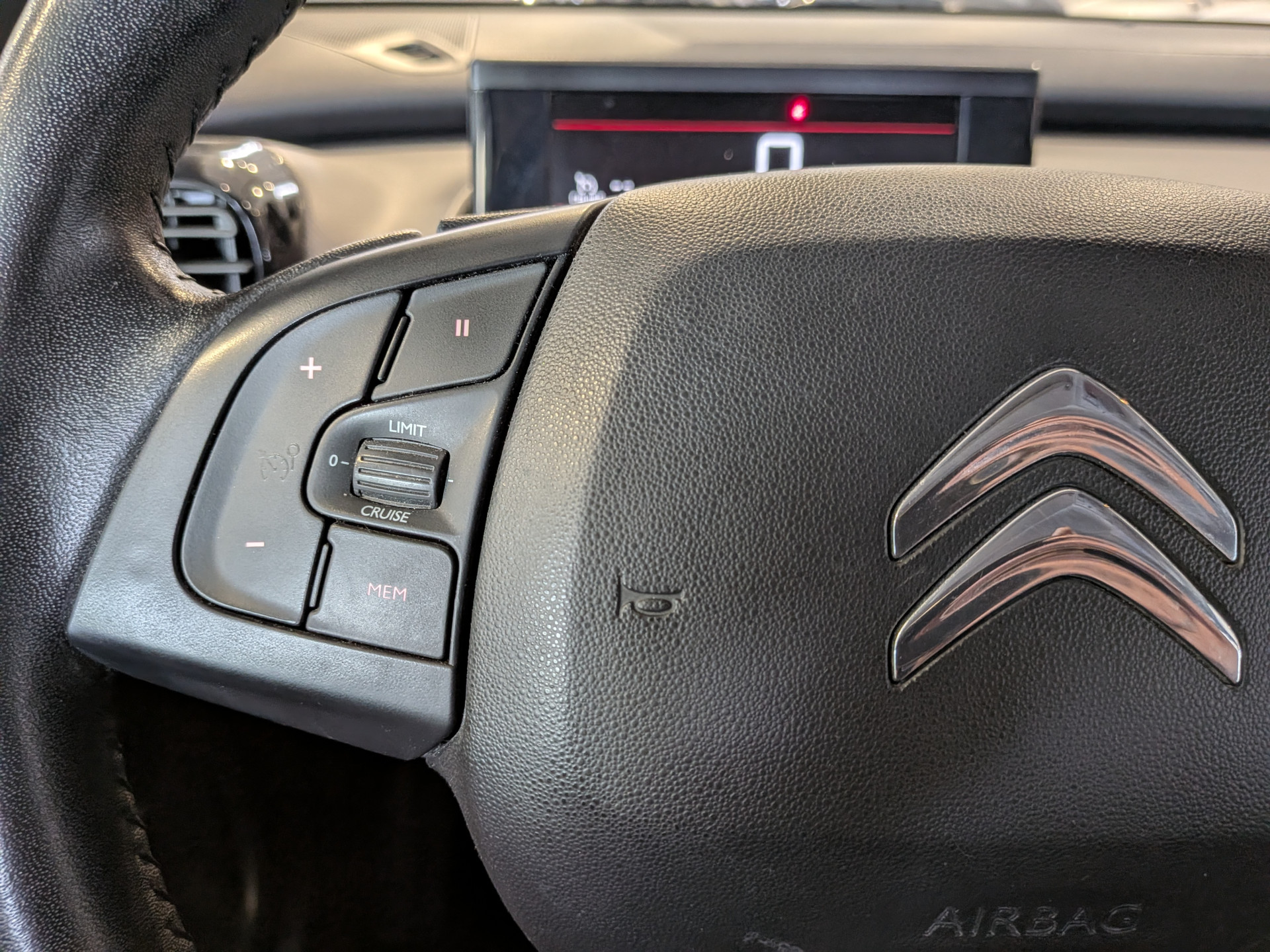 Foto van Citroen C4 Cactus