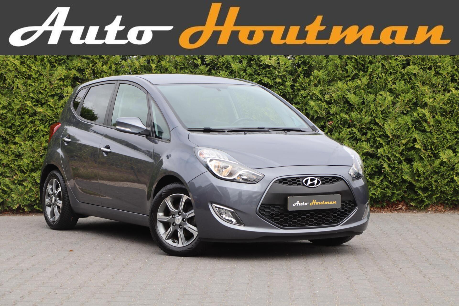 Hyundai Ix20 1.6i Go! | 1e Eigenaar | 83.000 KM | Camera | Navigatie | Trekhaak | Cruise | Dealer Onderhouden 2016 - voorkant