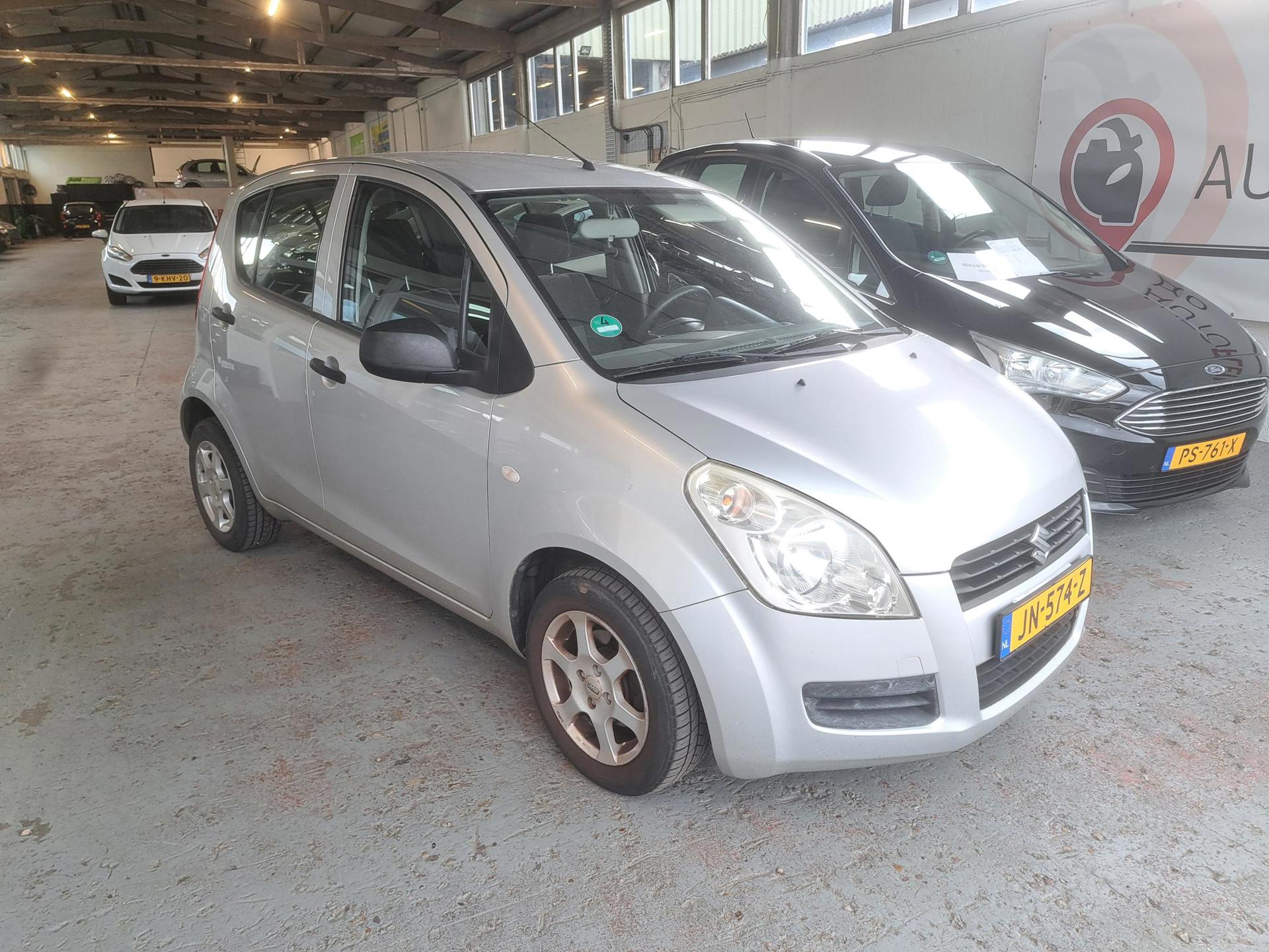 Foto van Suzuki Splash