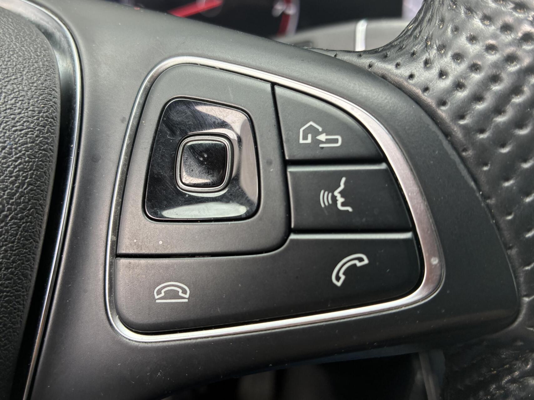 Foto van Mercedes-Benz E 200