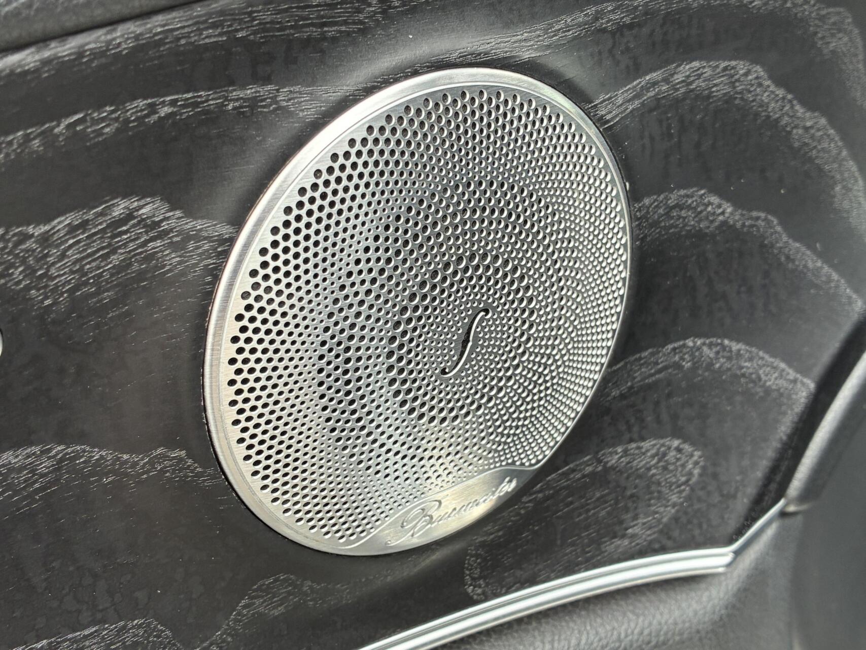 Foto van Mercedes-Benz E 200