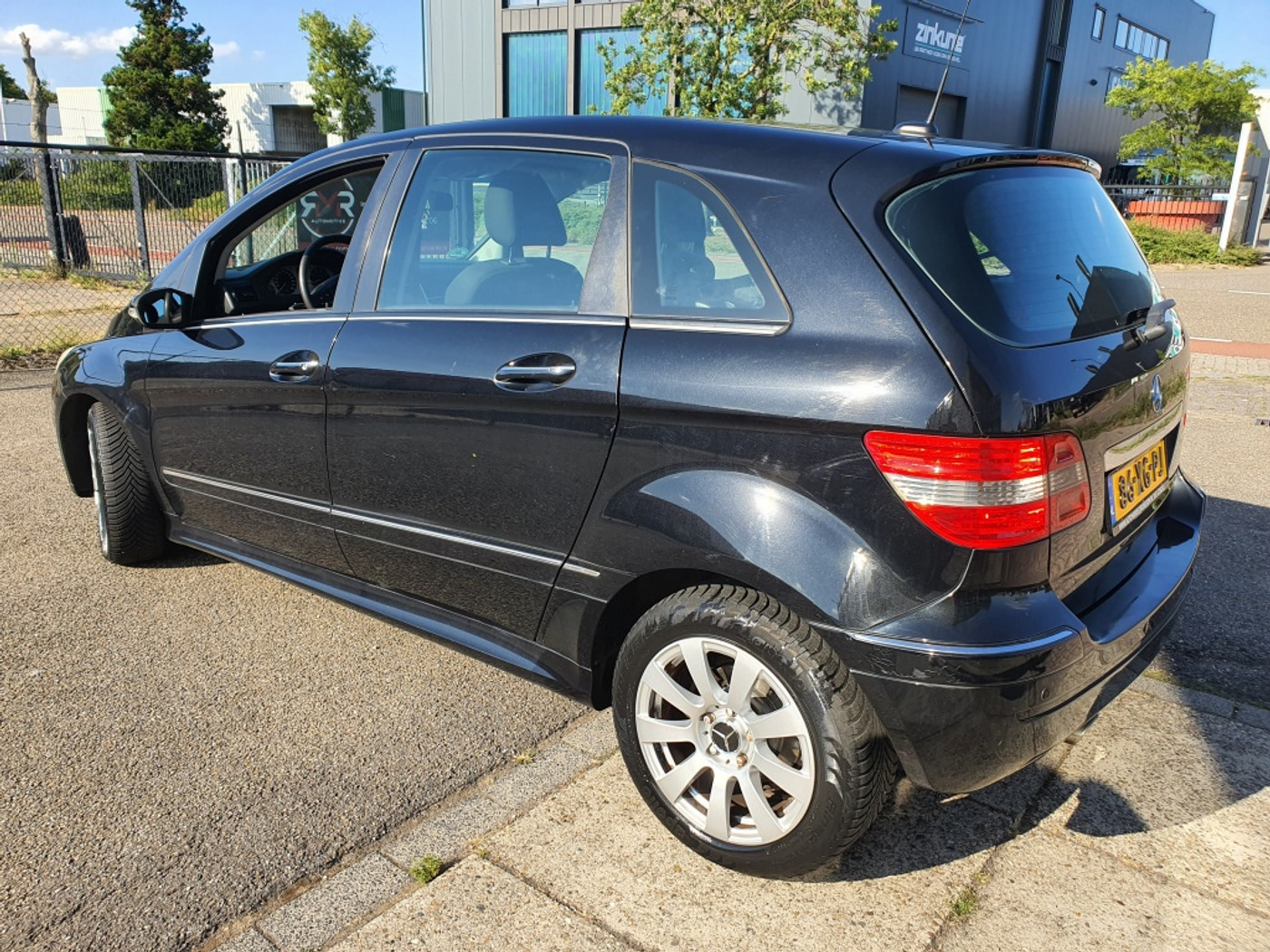 Foto van Mercedes-Benz B 150